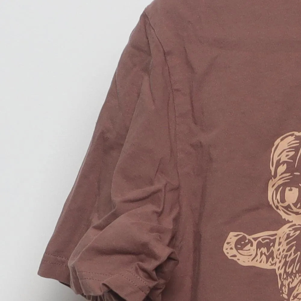 Left sleeve detail of Vintage Y2K Graphic "Teddy Bear Pile" T-Shirt - L