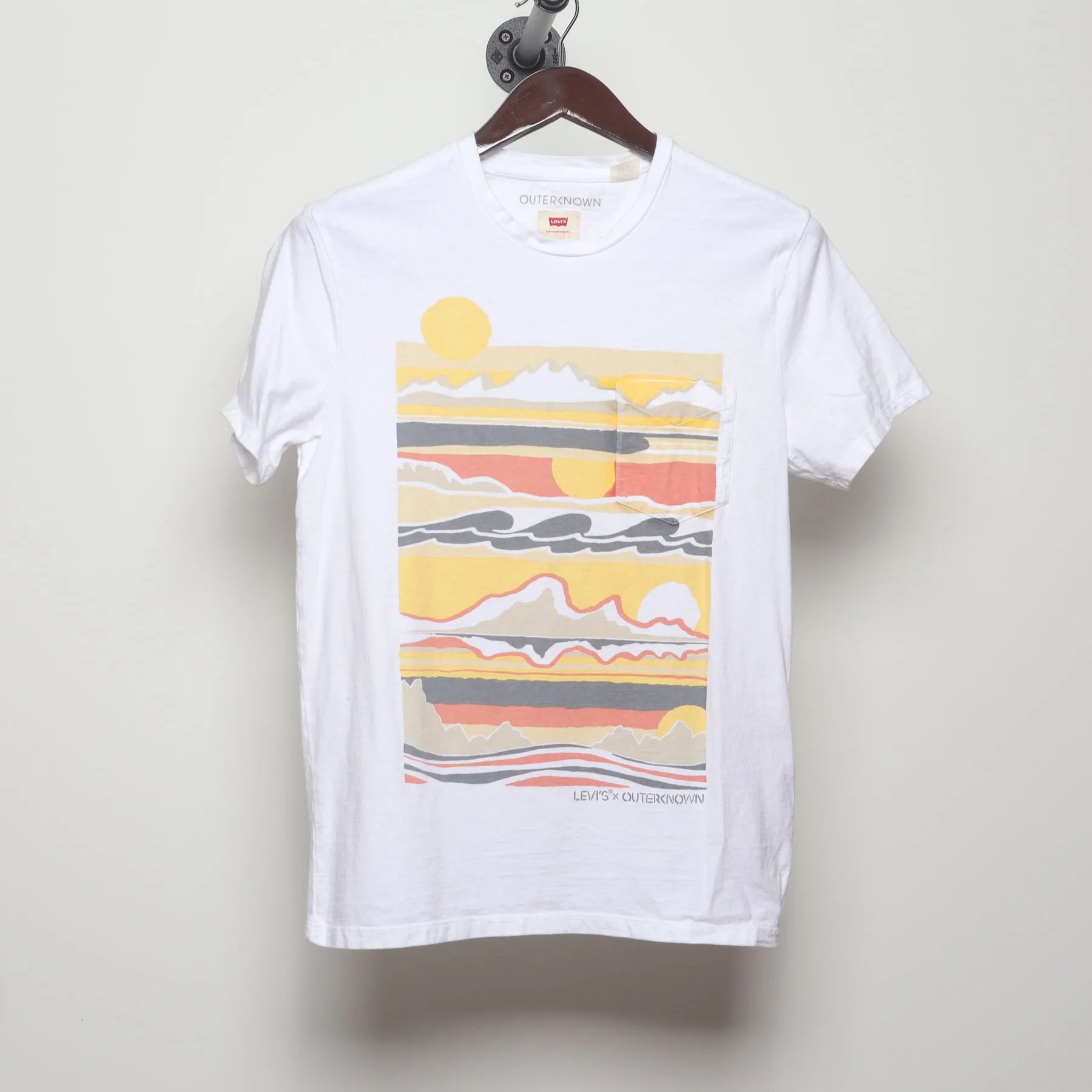 Front view of Vintage Y2K Levi's x Outerknown "Abstract Sunset Landscape" T-Shirt - S