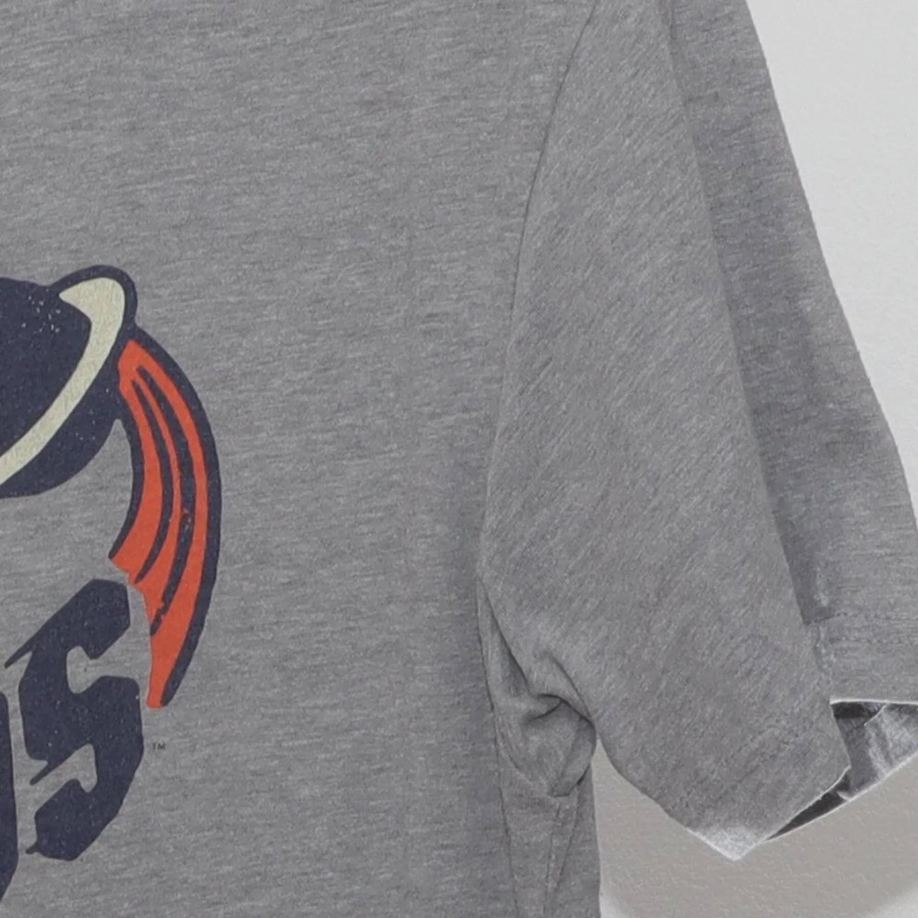 Close-up of the Right sleeve on the Vintage 1980s Houston Astros "Astronaut Mascot" T-Shirt - S