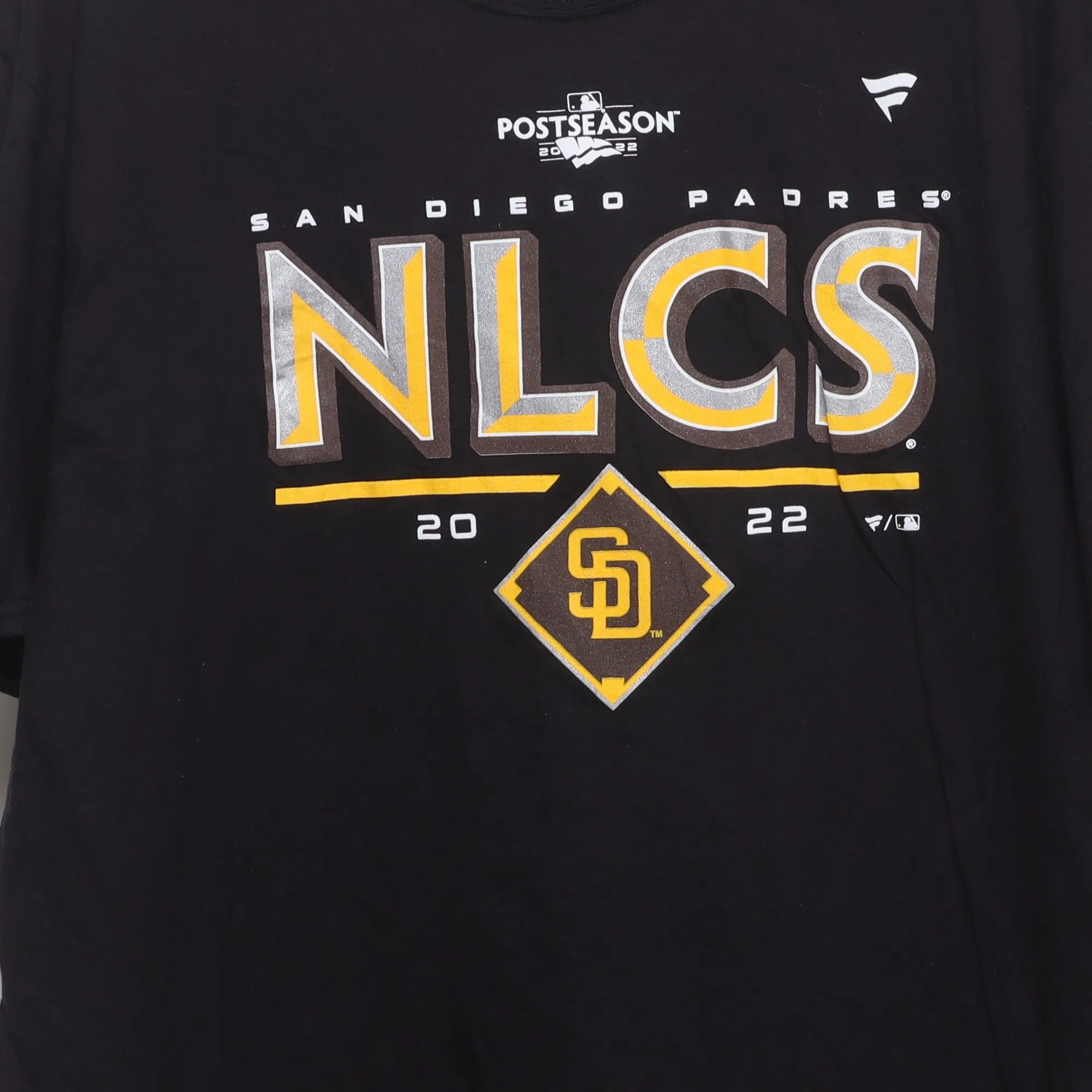Close-up of the main graphic on the Modern San Diego Padres 2022 NLCS Postseason T-Shirt XL