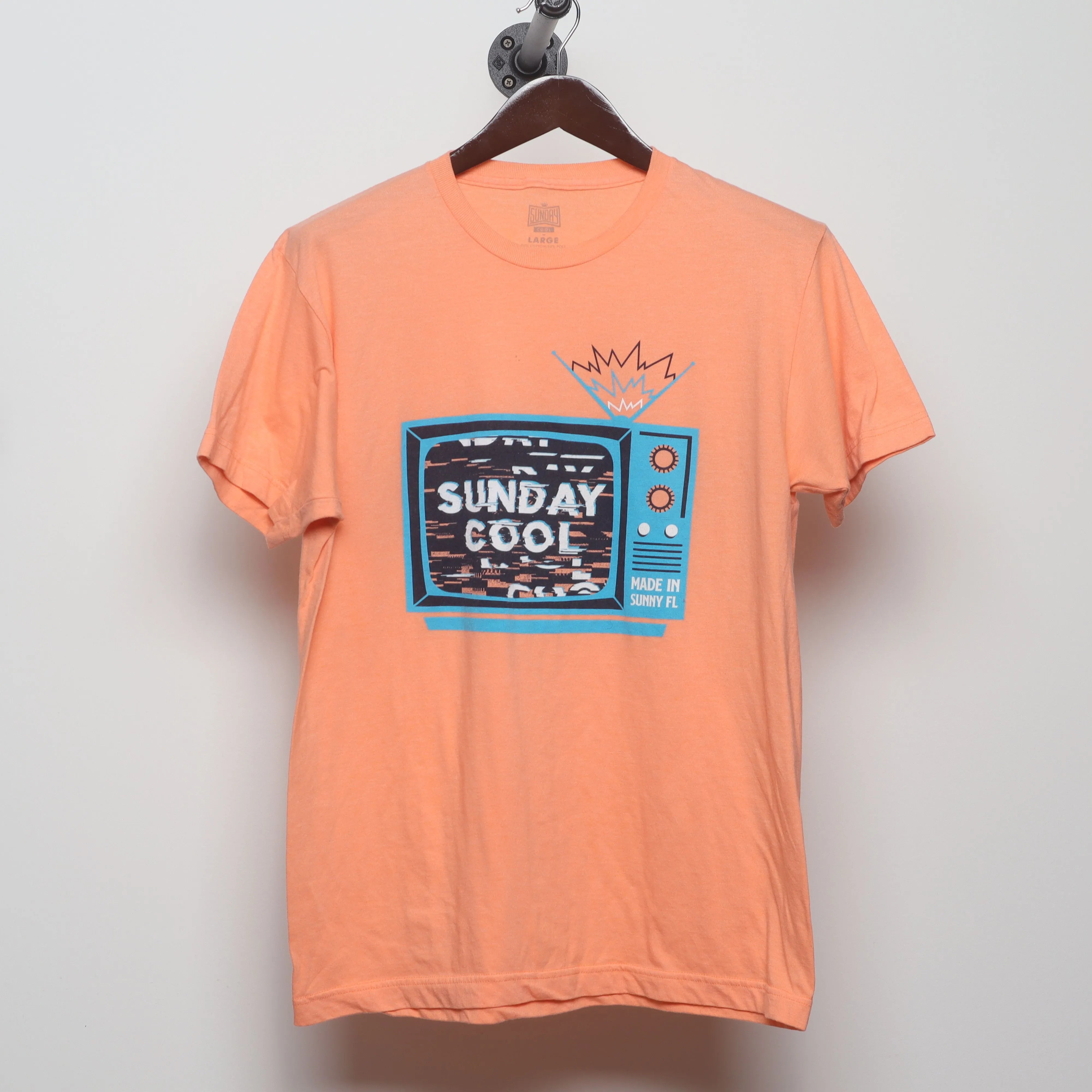 Front view of Modern Sunday Cool Retro TV Florida T-Shirt M
