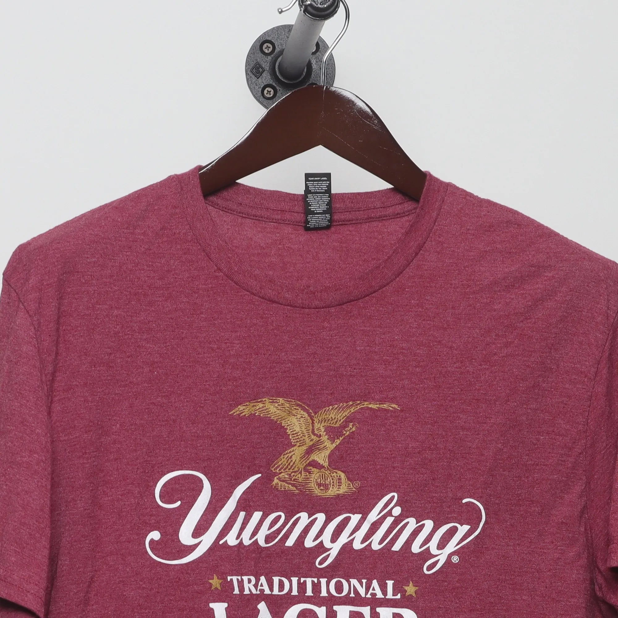 Close-up of the collar and tag on the Modern Yuengling Lager Brewery Logo T-Shirt L