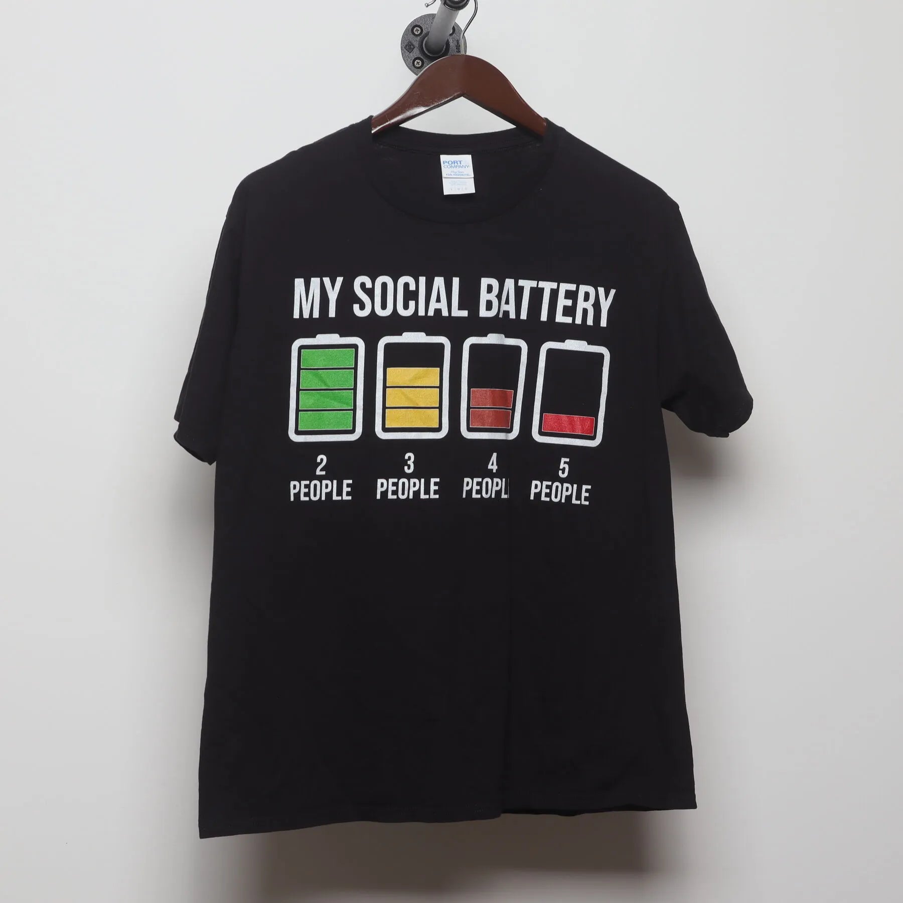 Front view of Vintage 2010s Humor Graphic "My Social Battery" T-Shirt - M