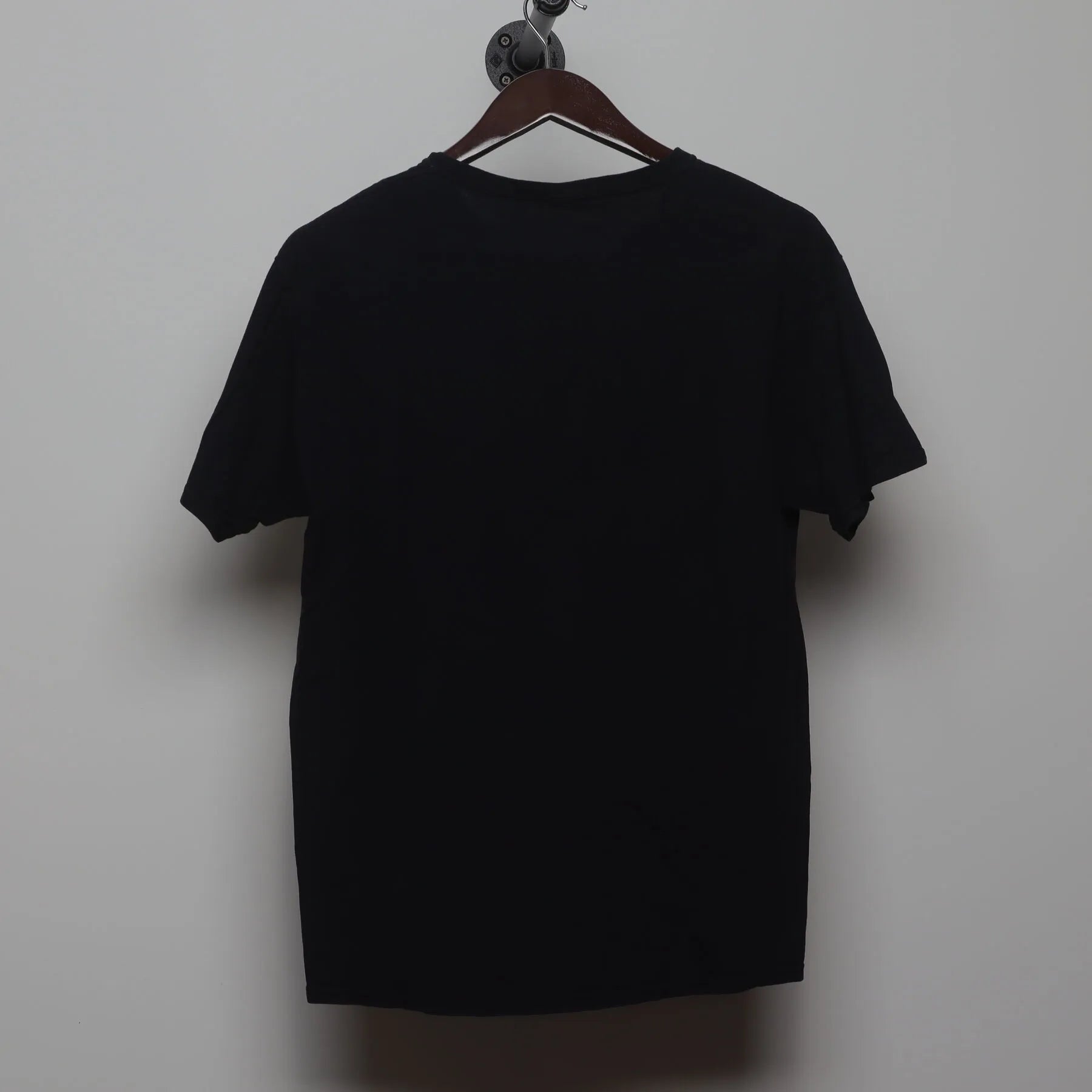 Back view of Vintage Y2K Star Wars "Boba Fett" T-Shirt - M