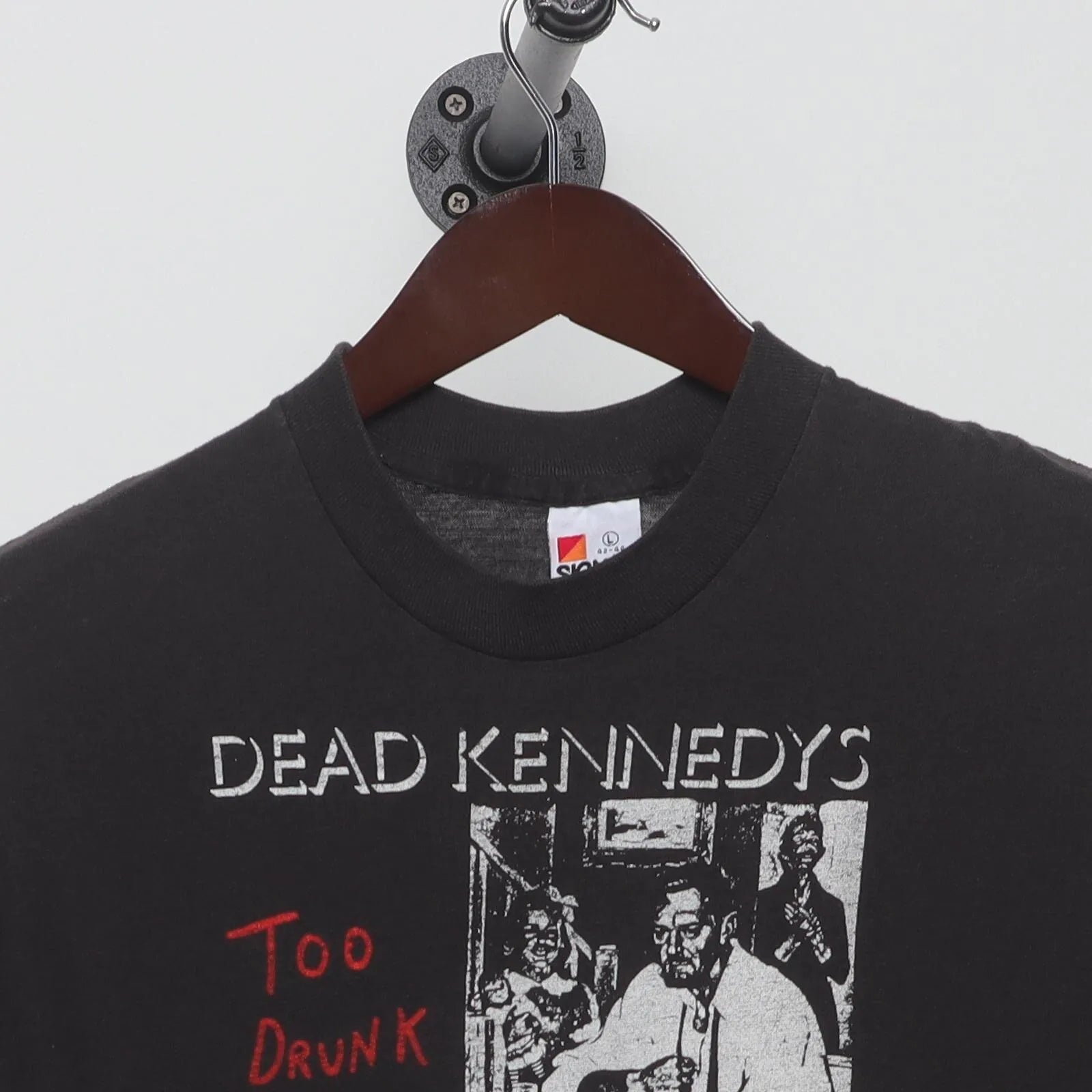 Close-up of the collar and tag on the Vintage 1980s Dead Kennedys "Too Drunk To Fuck" T-Shirt - S
