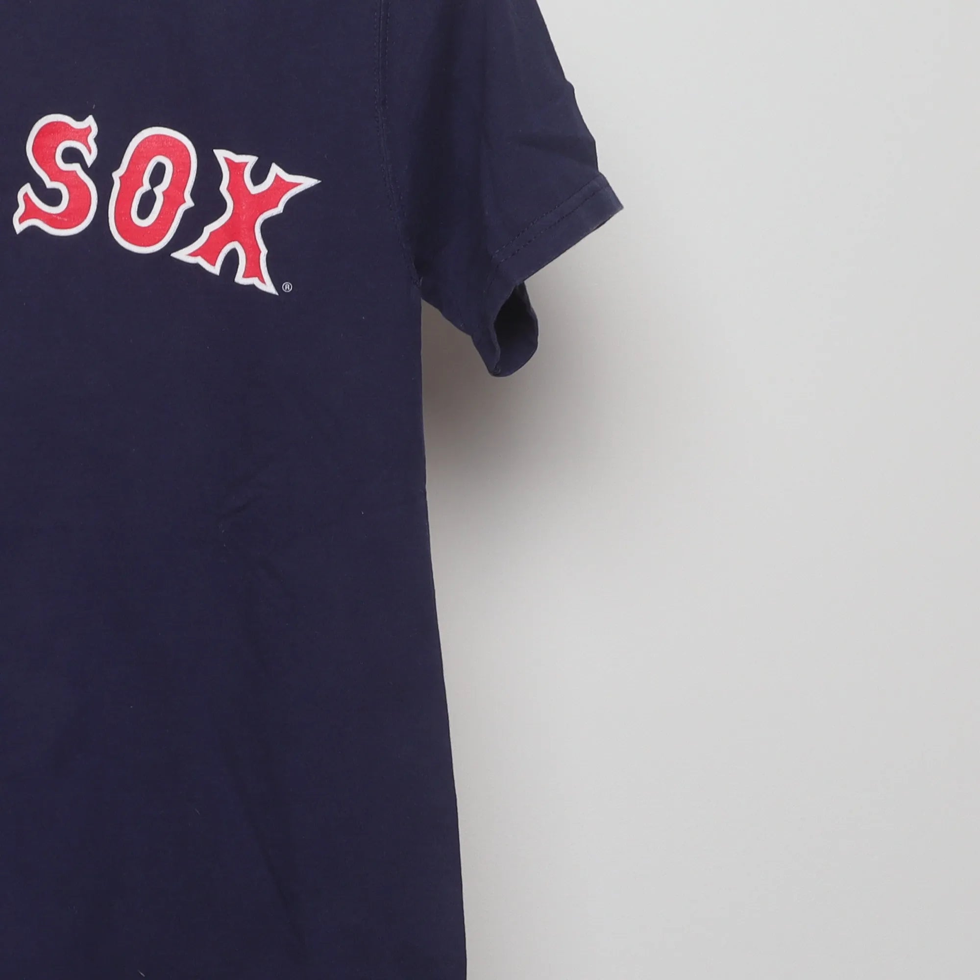 Close-up of the sleeve on the Vintage 2000s Boston Red Sox Pokey Reese #3 T-Shirt S
