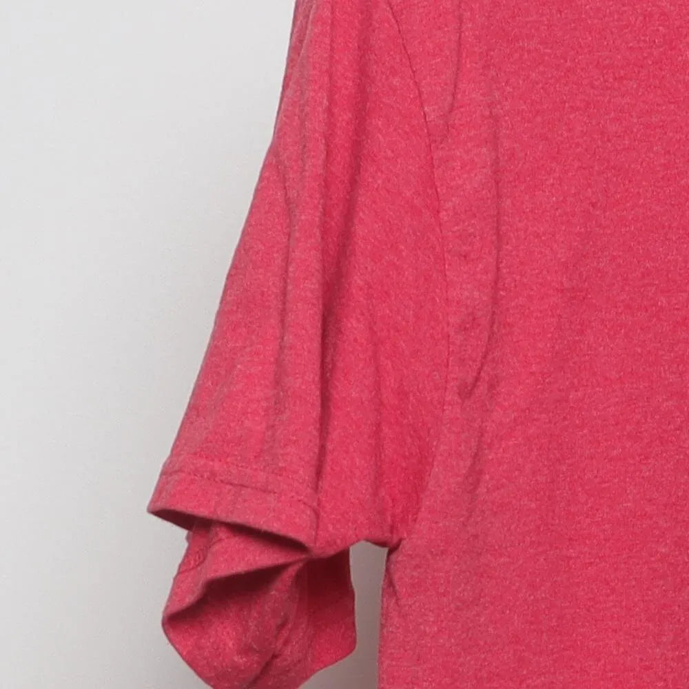 Close-up of the sleeve on the Vintage 2010s 20th Century Fox "Fox Brought The Heat 2013" T-Shirt - M