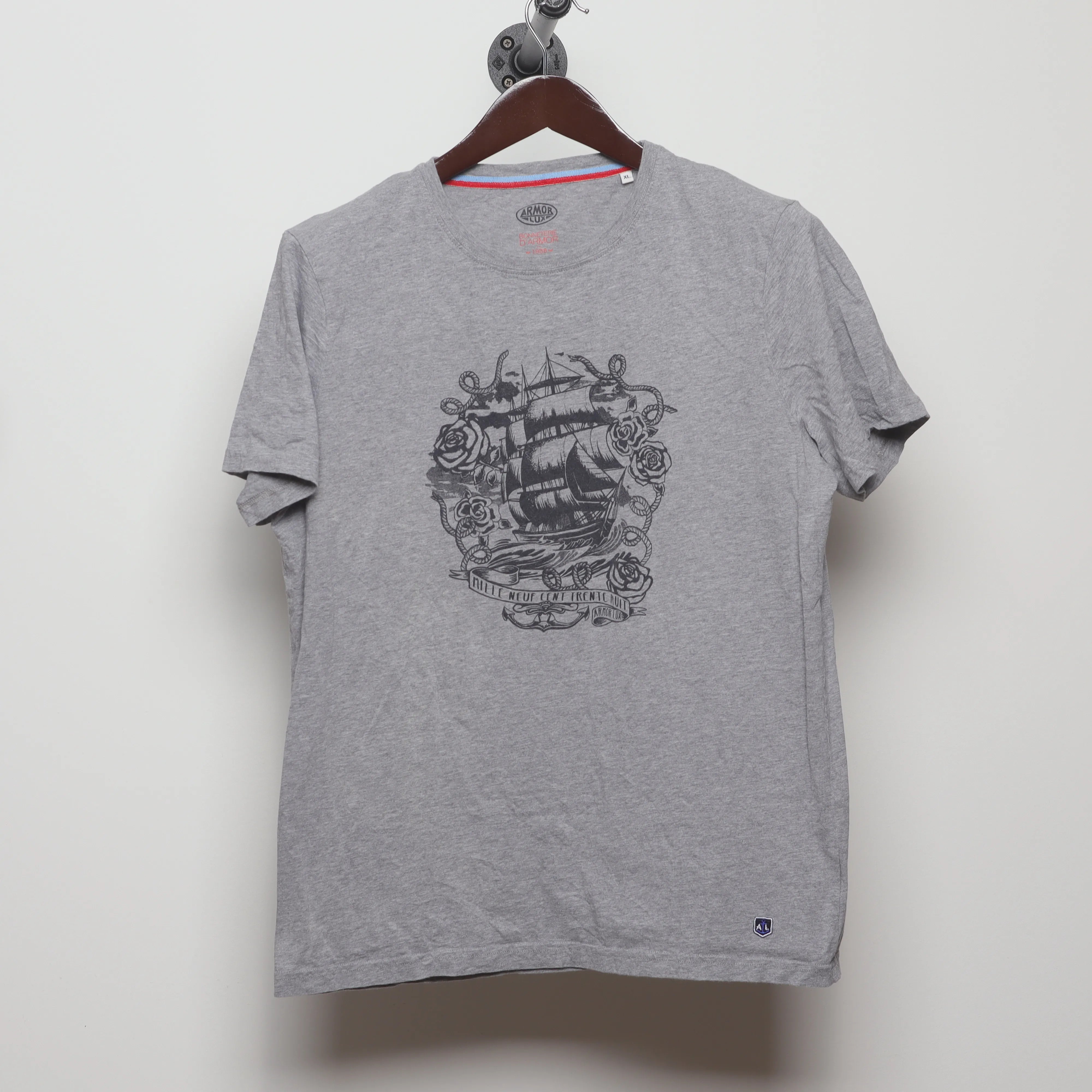 Front view of Vintage 2010s Armor-Lux Ship Graphic T-Shirt L