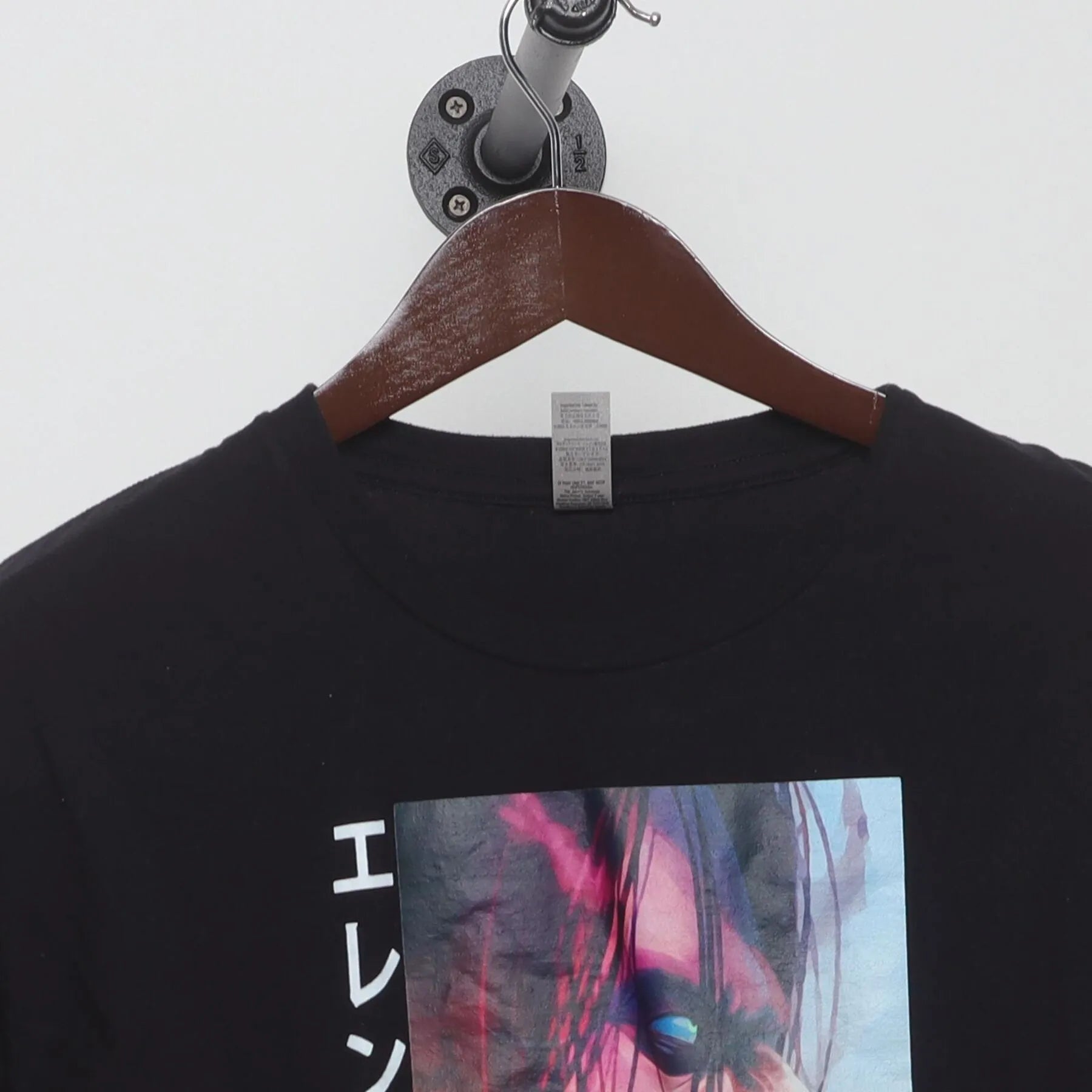 Close-up of the collar and tag on the Vintage 2010s Attack on Titan "Eren Yeager Attack Titan" T-Shirt - L