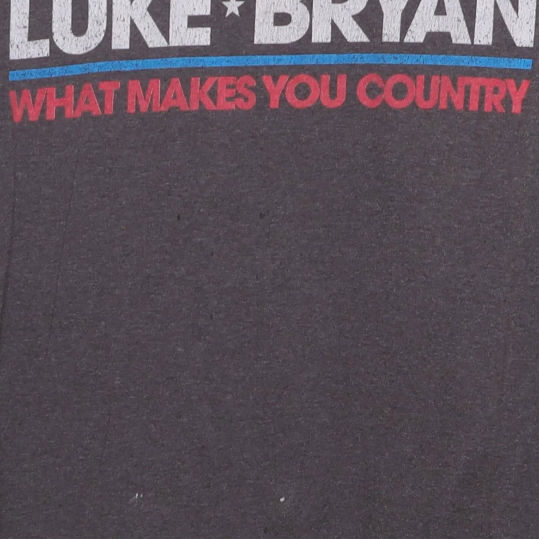 Close-up of the main graphic on the Vintage 2010s Luke Bryan "What Makes You Country Tour 2018" T-Shirt - M