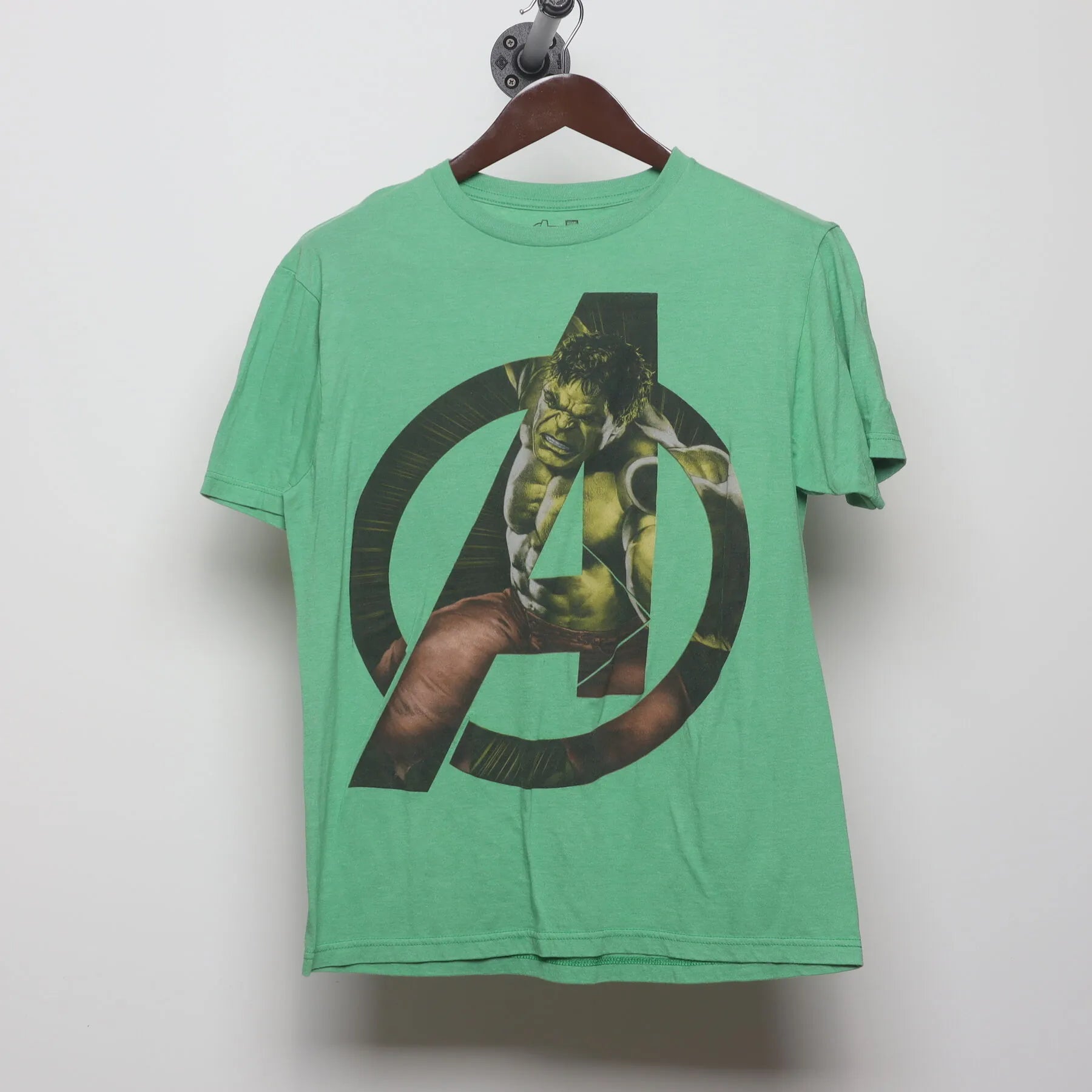 Front view of Vintage 2010s Marvel "The Incredible Hulk Avengers" T-Shirt - S