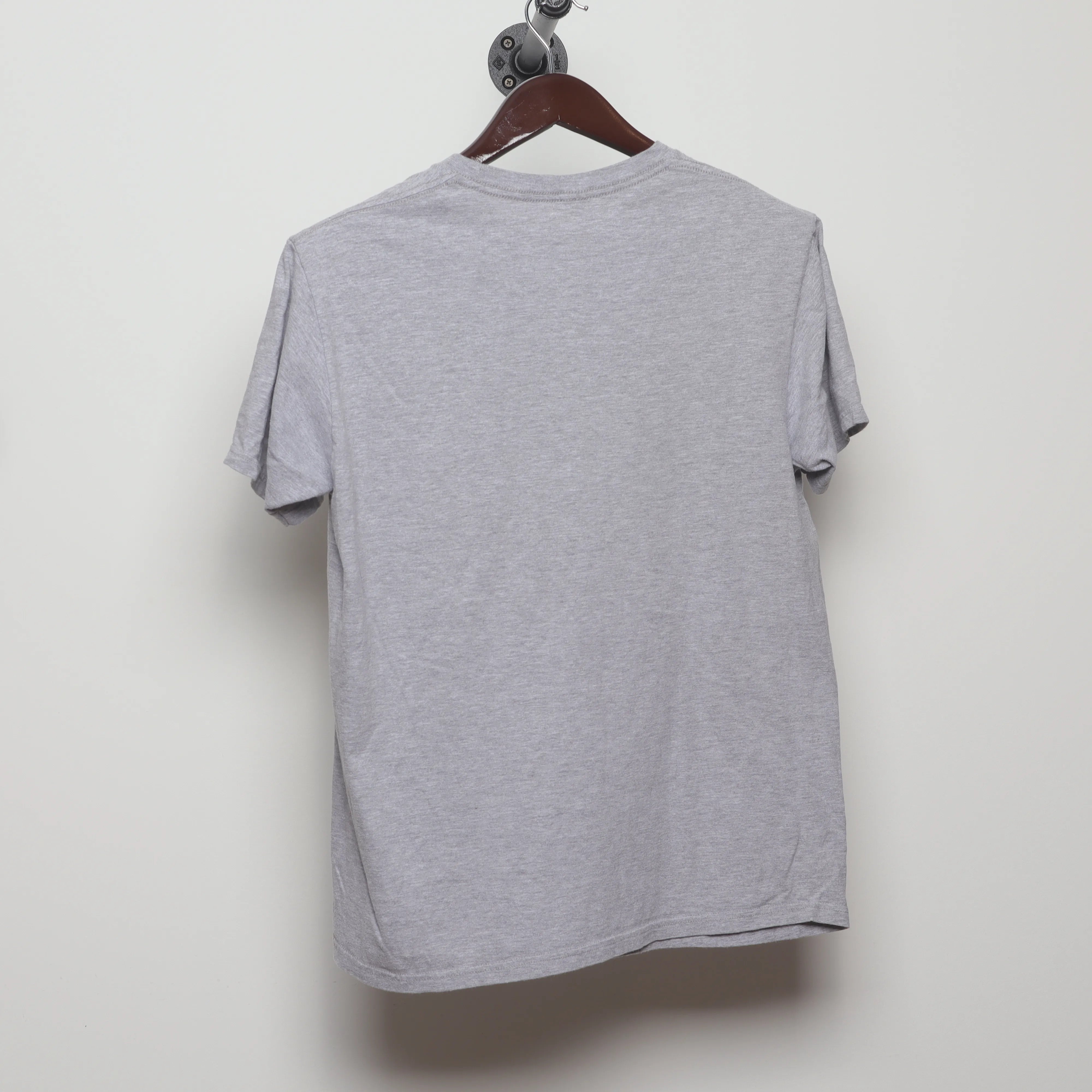 Back view of Vintage 2010s The Office Schrute Farms Graphic Tee M