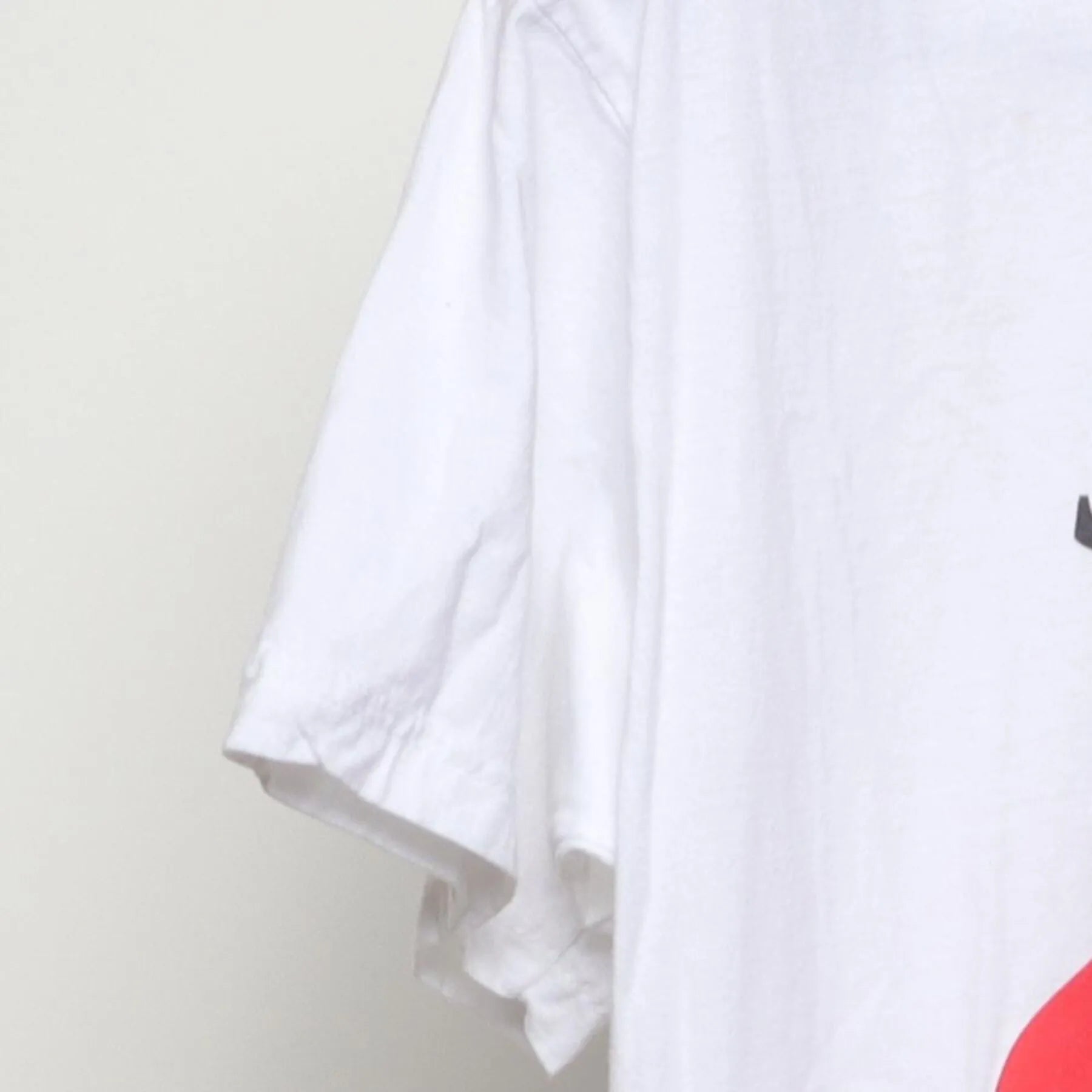 Close-up of the Left sleeve on the Vintage Y2K Special K "Special Kuyt" T-Shirt - M