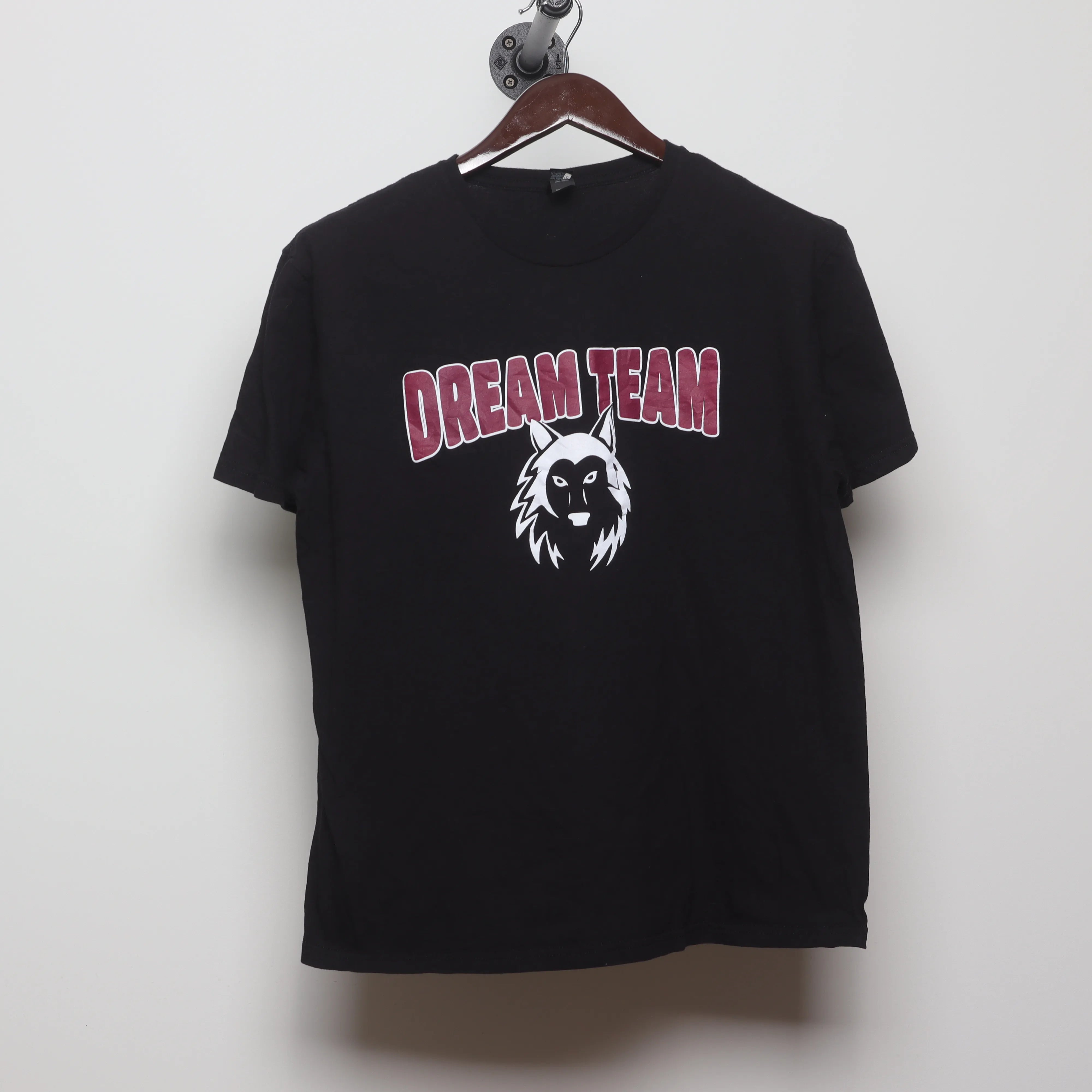 Front view of Vintage Dream Team Wolf Graphic T-Shirt L