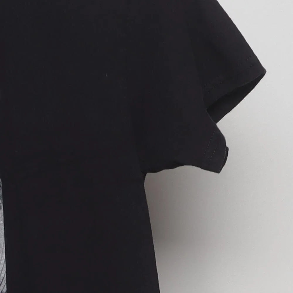 Close-up of the sleeve on the Vintage Modern Metallica "Obey Your Master" T-Shirt - S