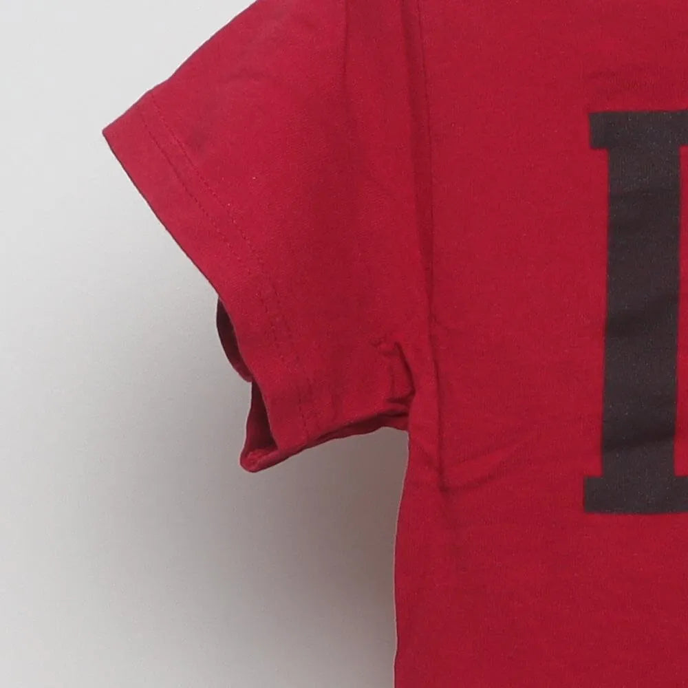 Close-up of the sleeve on the Vintage Modern Popular Poison "Done Trying" Bear T-Shirt - XS