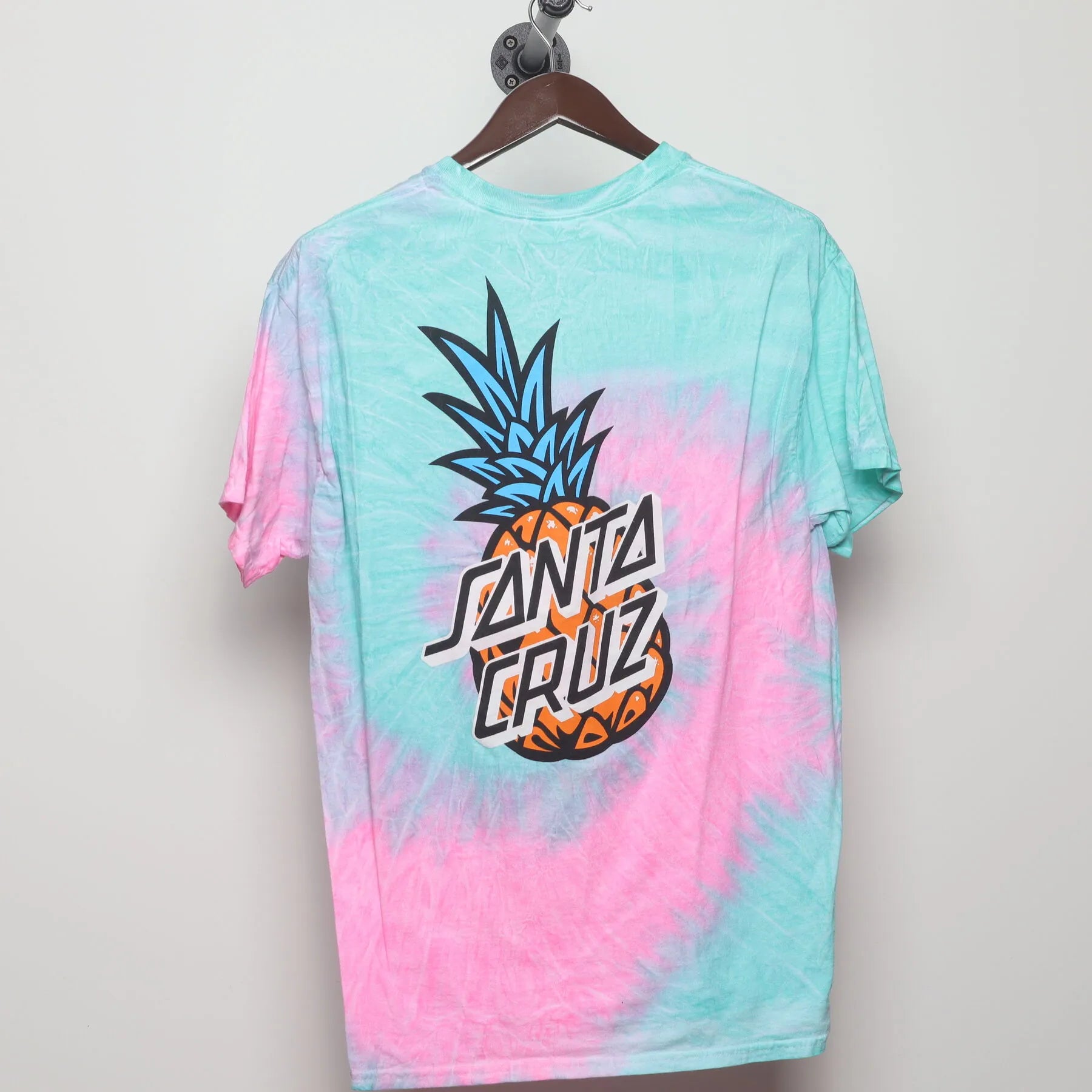 Back view of Vintage Modern Santa Cruz "Pineapple Logo" T-Shirt - L