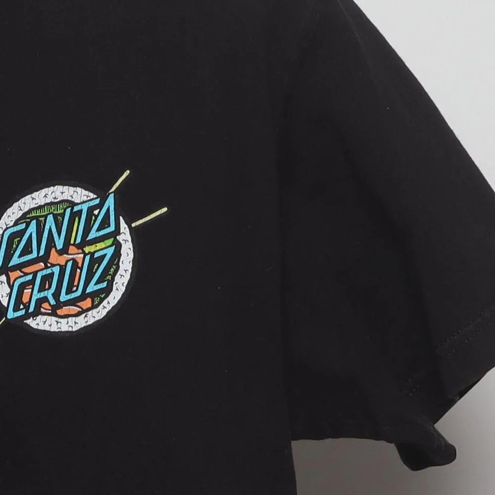 Close-up of the sleeve on the Vintage Modern Santa Cruz "Sushi Dot" T-Shirt - M