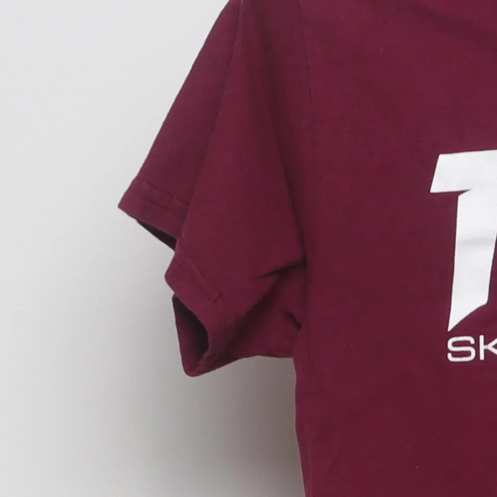 Close-up of the sleeve on the Vintage Modern Thrasher "Skateboard Magazine Logo" T-Shirt - S