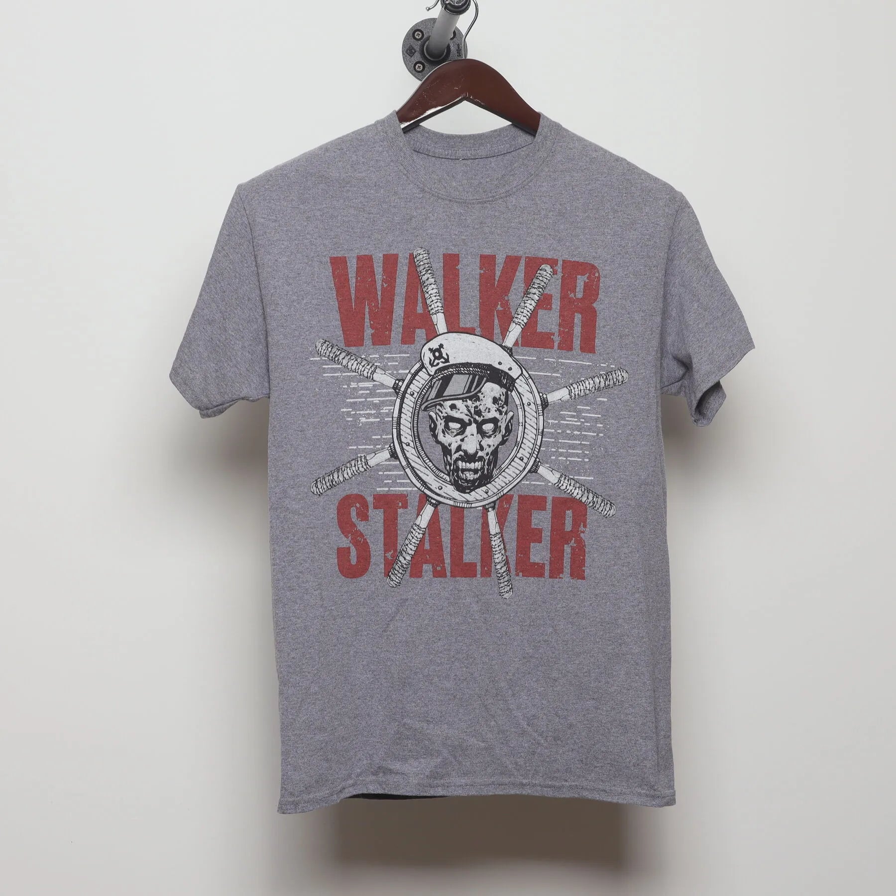 Front view of Vintage Modern Walker Stalker Cruise "Zombie Beret" T-Shirt - M
