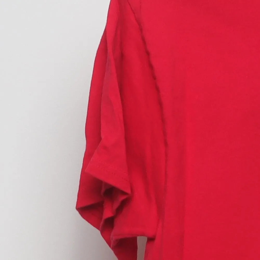 Close-up of the sleeve on the Vintage Modern Washington Capitals "Rock The Red" T-Shirt - S