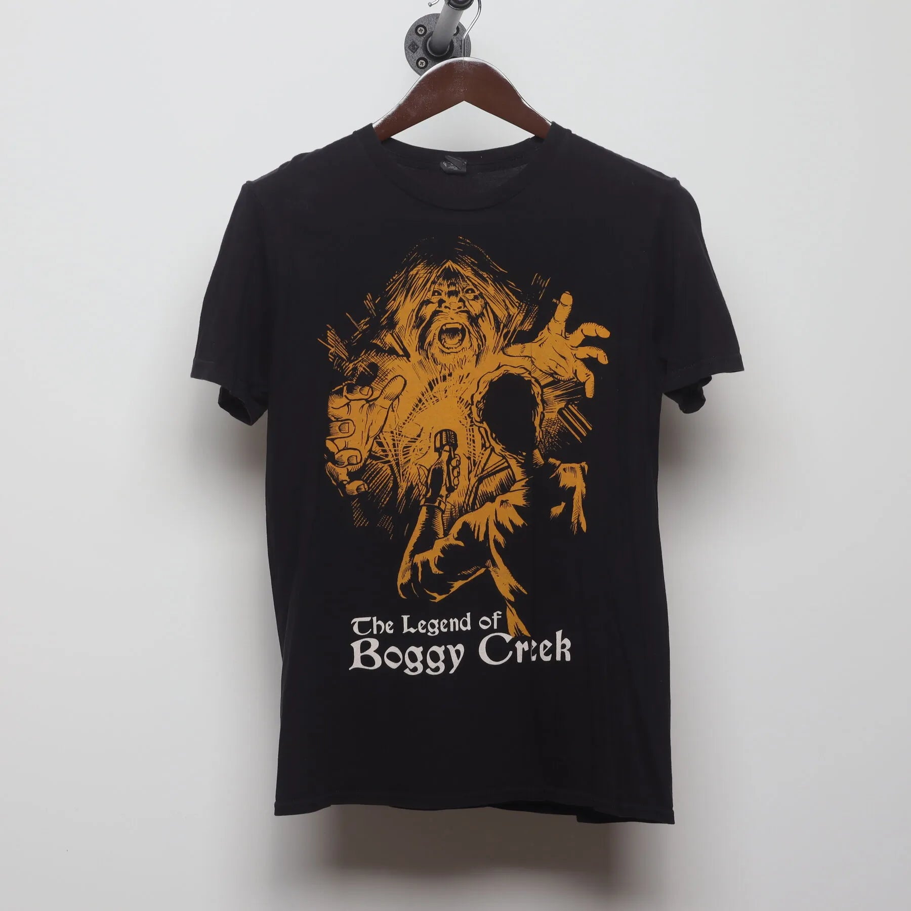 Front view of Vintage Y2K The Legend of Boggy Creek "Fouke Monster" T-Shirt - S