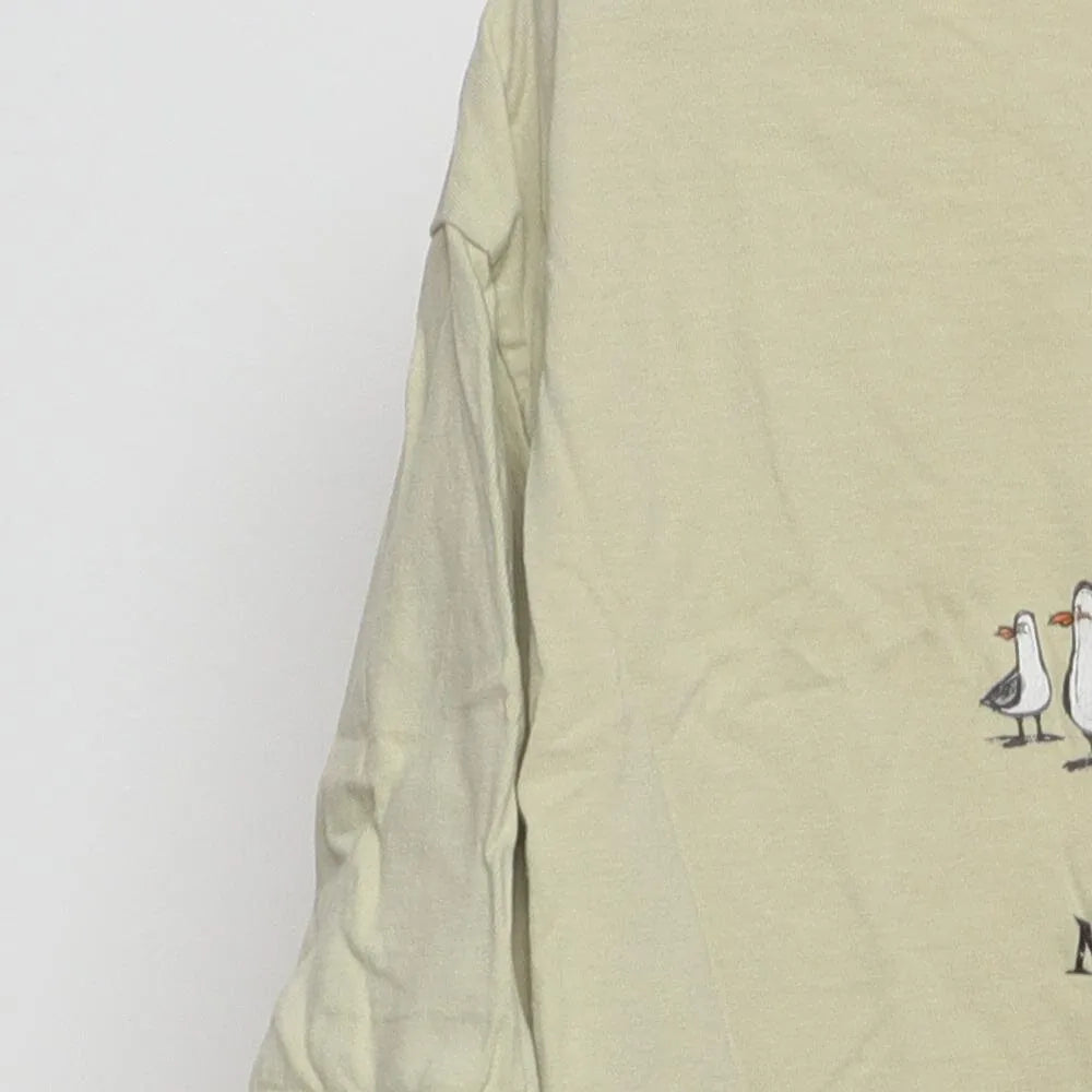 Close-up of the sleeve on the Vintage Y2K Disney / Pixar "Finding Nemo Mine Mine" T-Shirt - XL