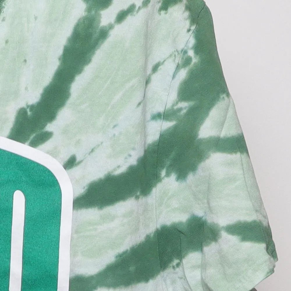Close-up of the sleeve on the Vintage Y2K Ohio University "Bobcats Tie-Dye" T-Shirt - M