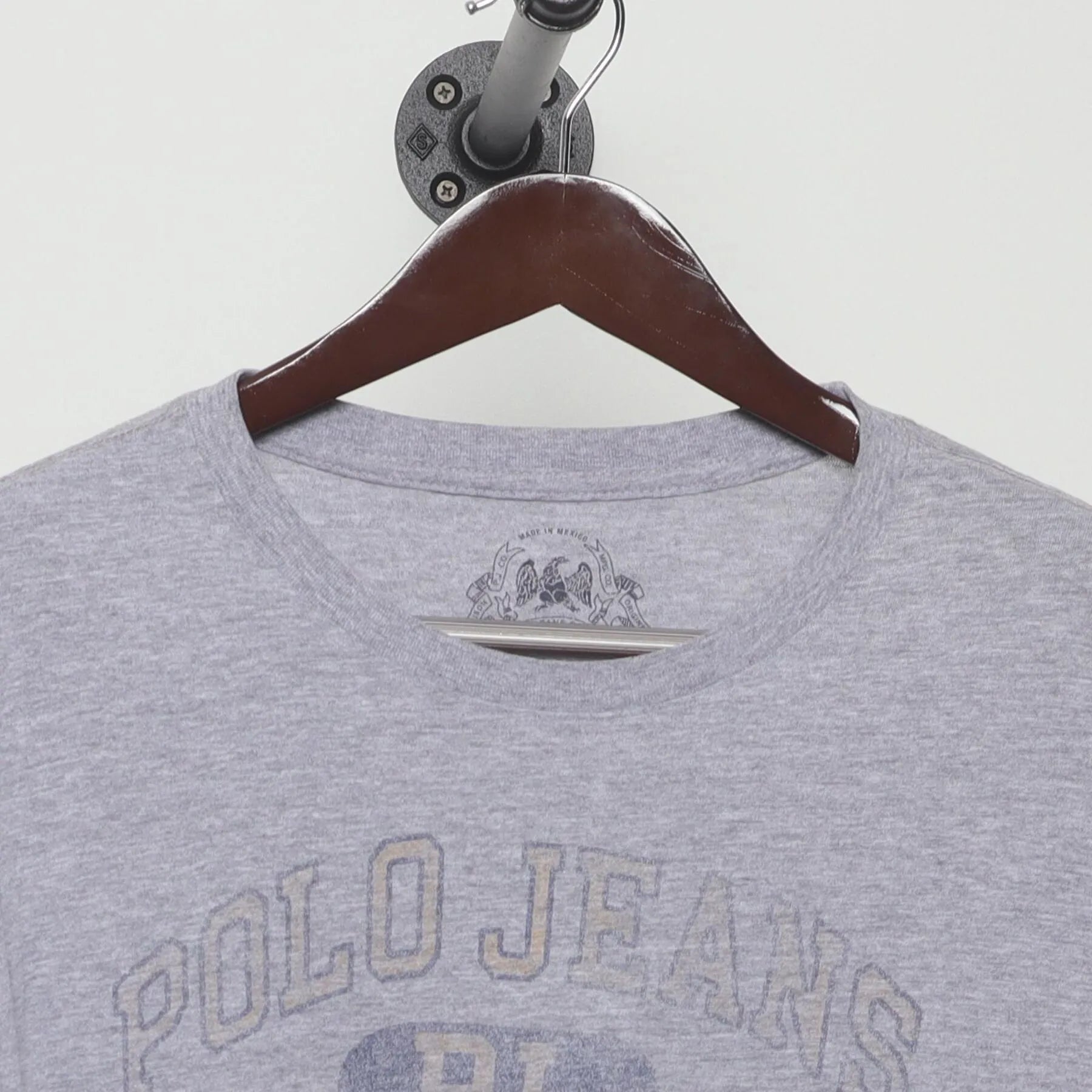Close-up of the collar and tag on the Vintage Y2K Polo Jeans Co. "Company Logo" T-Shirt - L