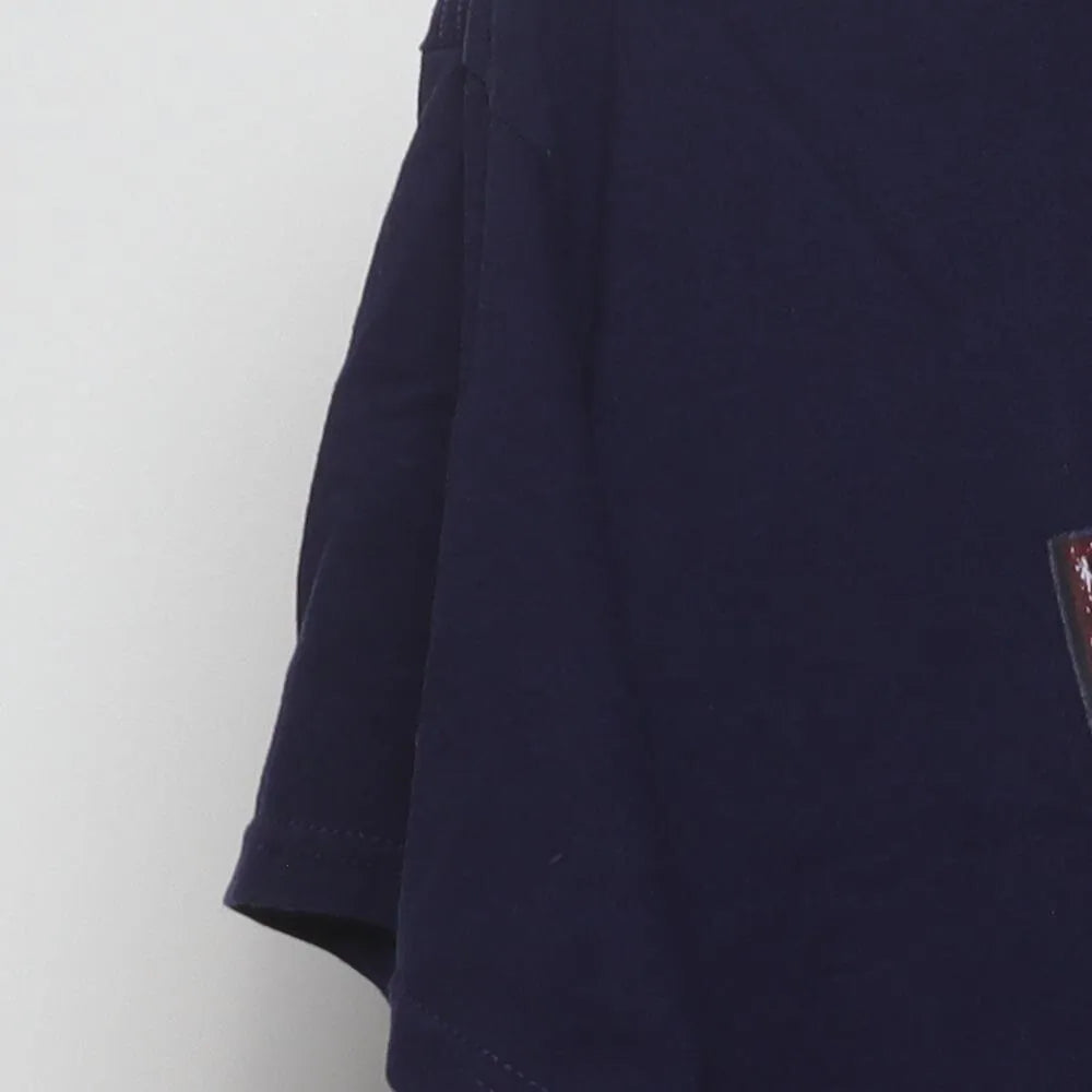 Close-up of the sleeve on the Vintage Y2K The Three Stooges "Can't We All Just Get Along?" T-Shirt - L