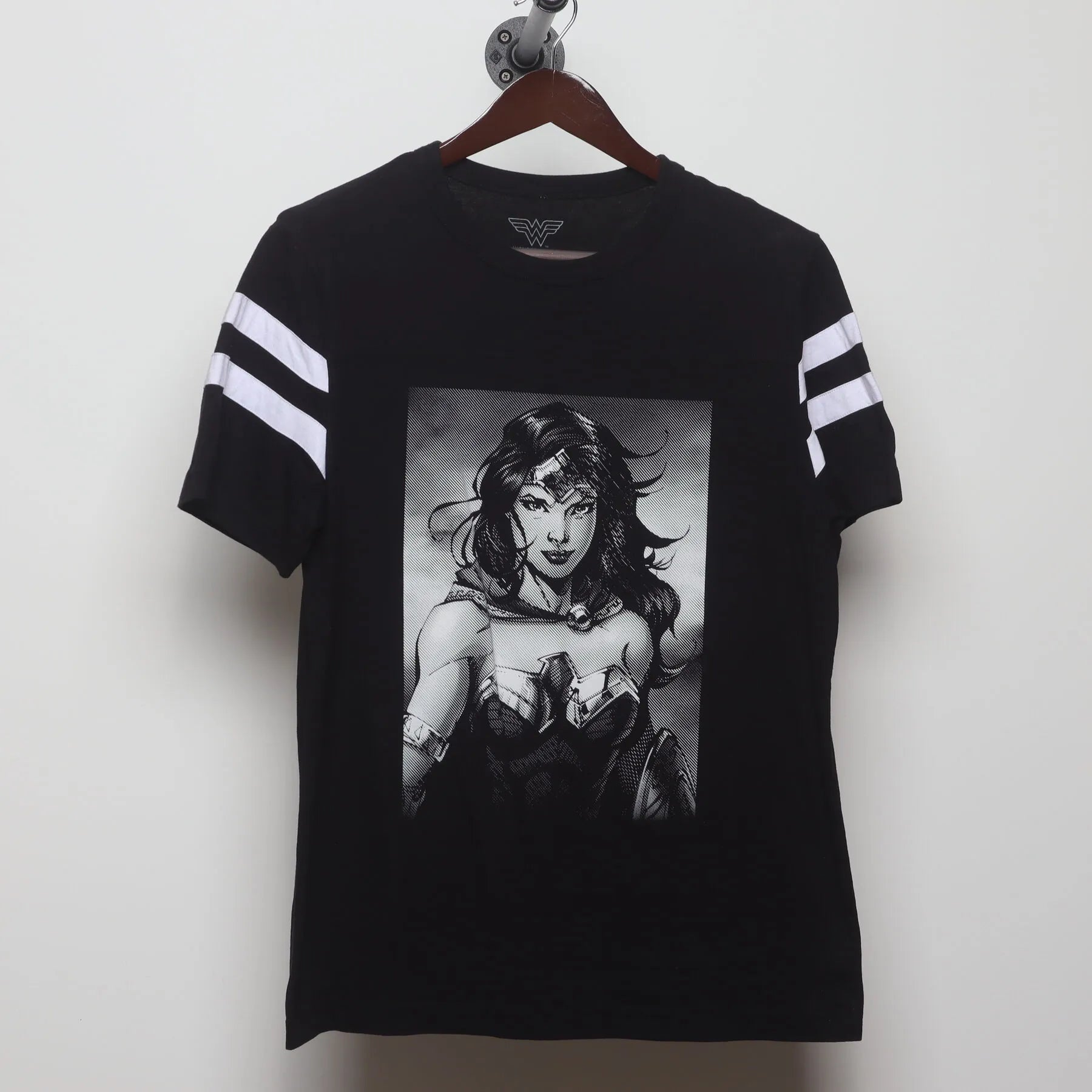 Front view of Vintage Y2K Wonder Woman "Amazon Princess" T-Shirt - L