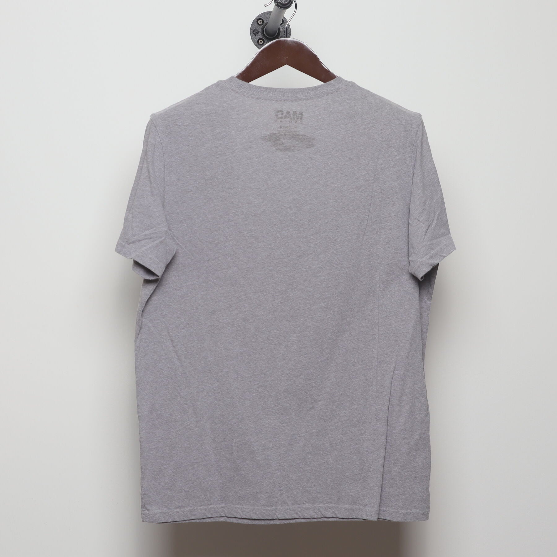Back view of Vintage Y2K MAD "Rad White & Blue Lincoln" T-Shirt - L