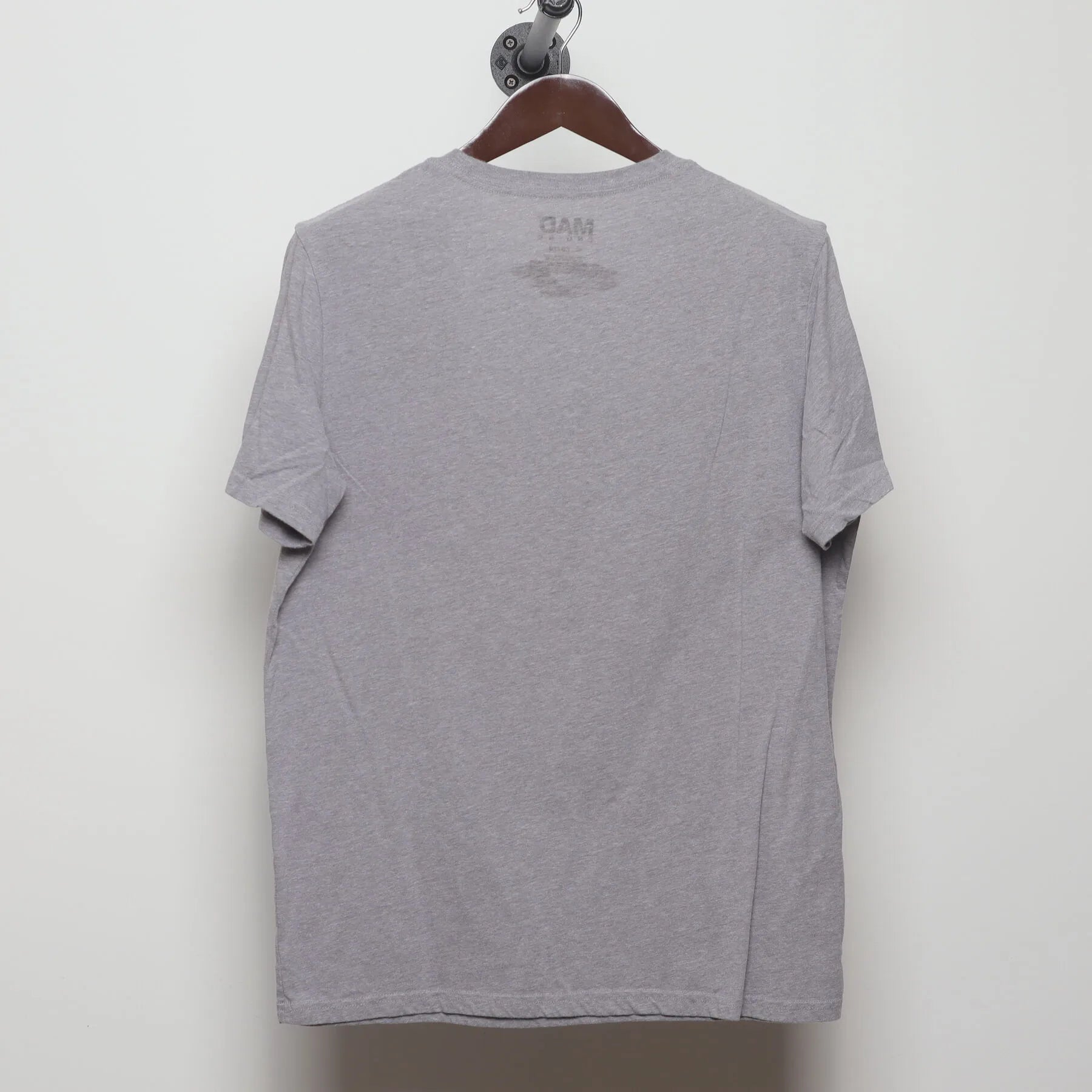 Back view of Vintage Y2K MAD "Rad White & Blue Lincoln" T-Shirt - L