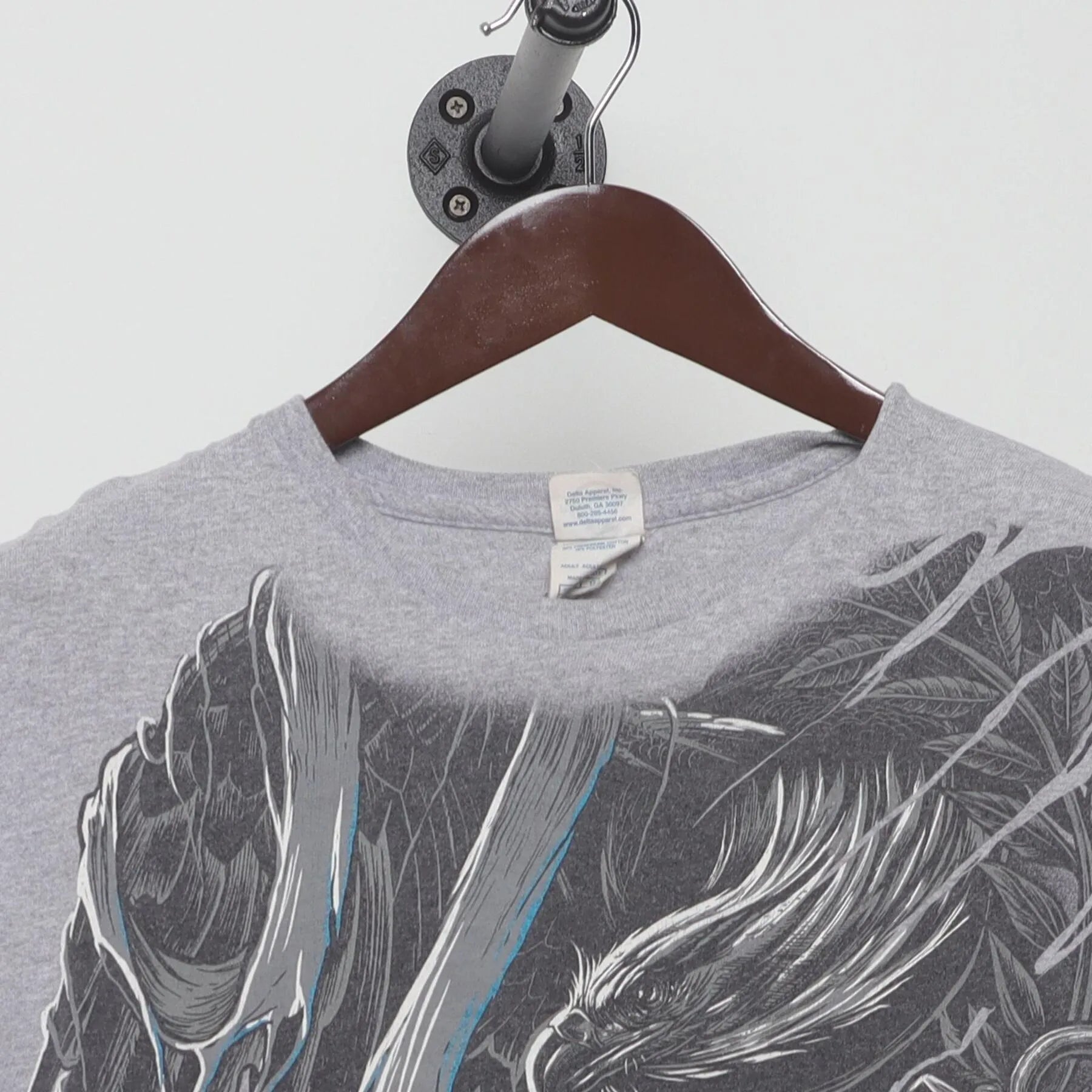 Collar and tag of Vintage Y2K Tool "Dragon Graphic" T-Shirt - M