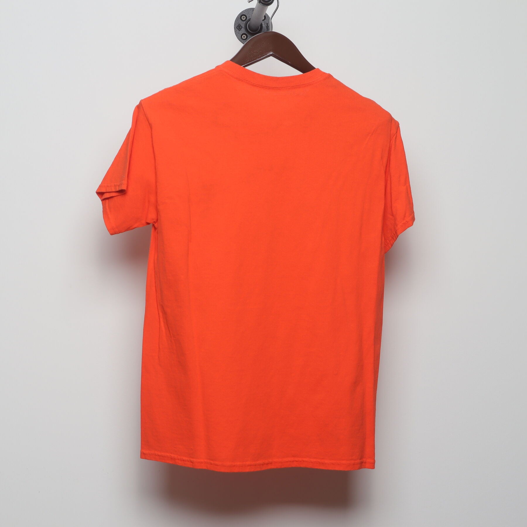 Back view of Vintage Y2K Halloween "Jack-O'-Lantern Face" T-Shirt - S