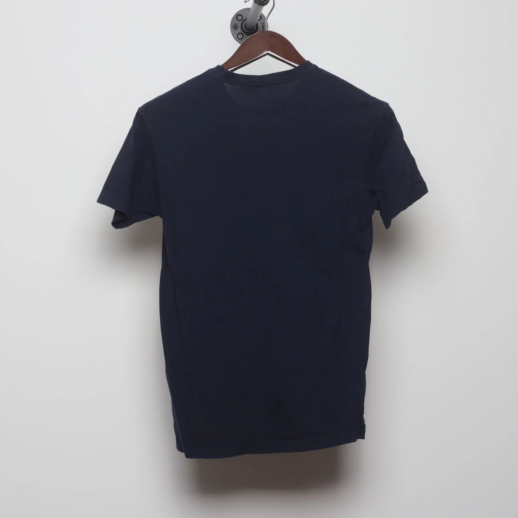 Back view of Vintage 2020s Demon Slayer "Tanjiro, Nezuko & Crew" T-Shirt - S