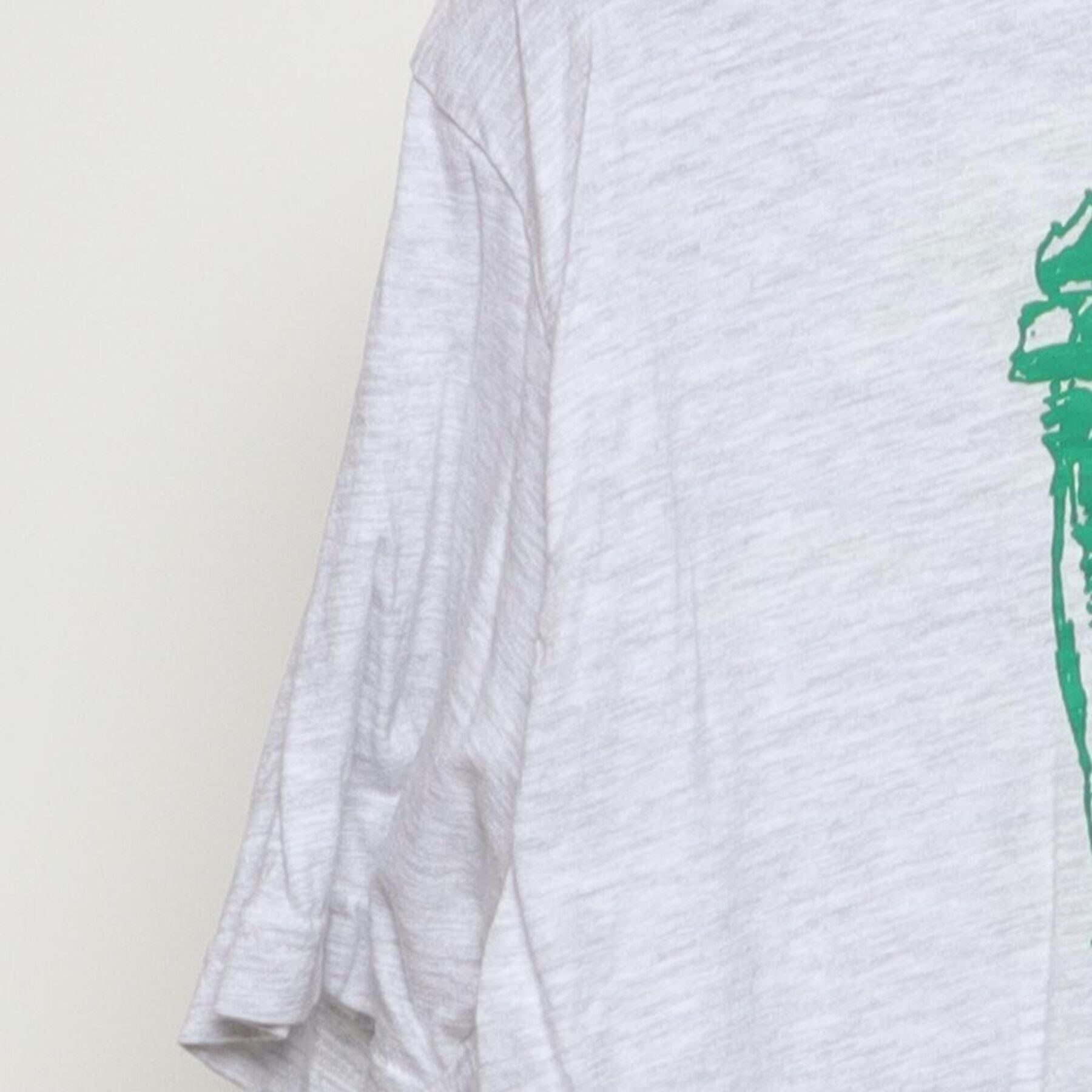 Close-up of the Left sleeve on the Vintage Y2K Statue of Liberty "WTF, You Guys" T-Shirt - L