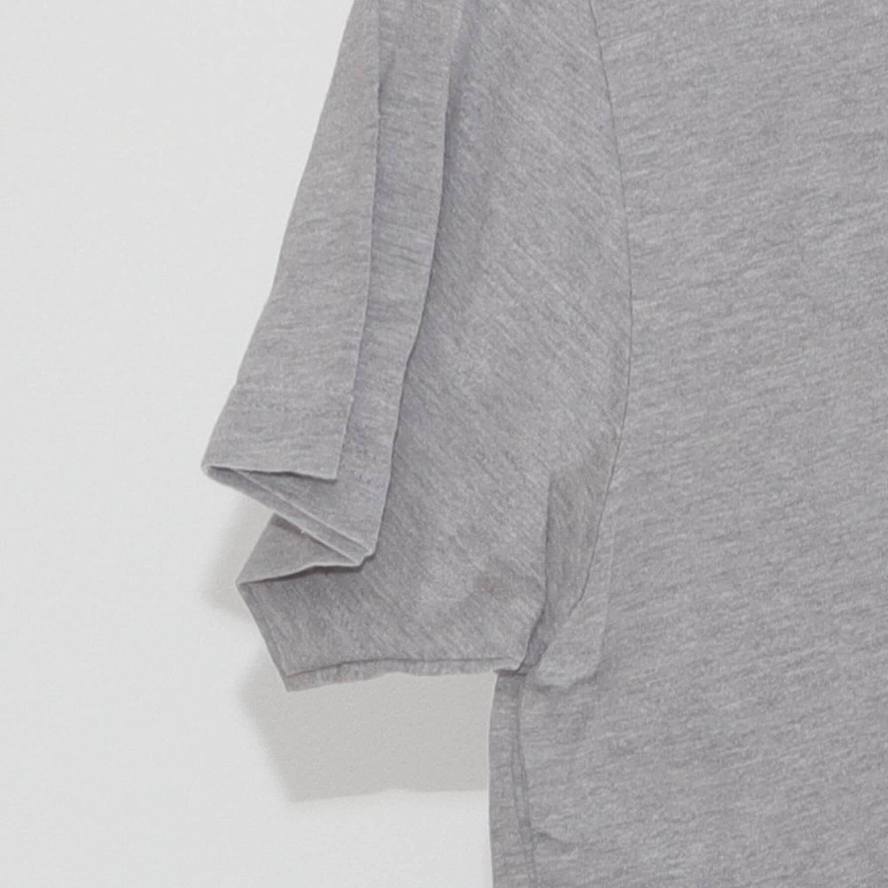 Close-up of the Left sleeve on the Vintage 2010s Jif "Power Ups" T-Shirt - XS