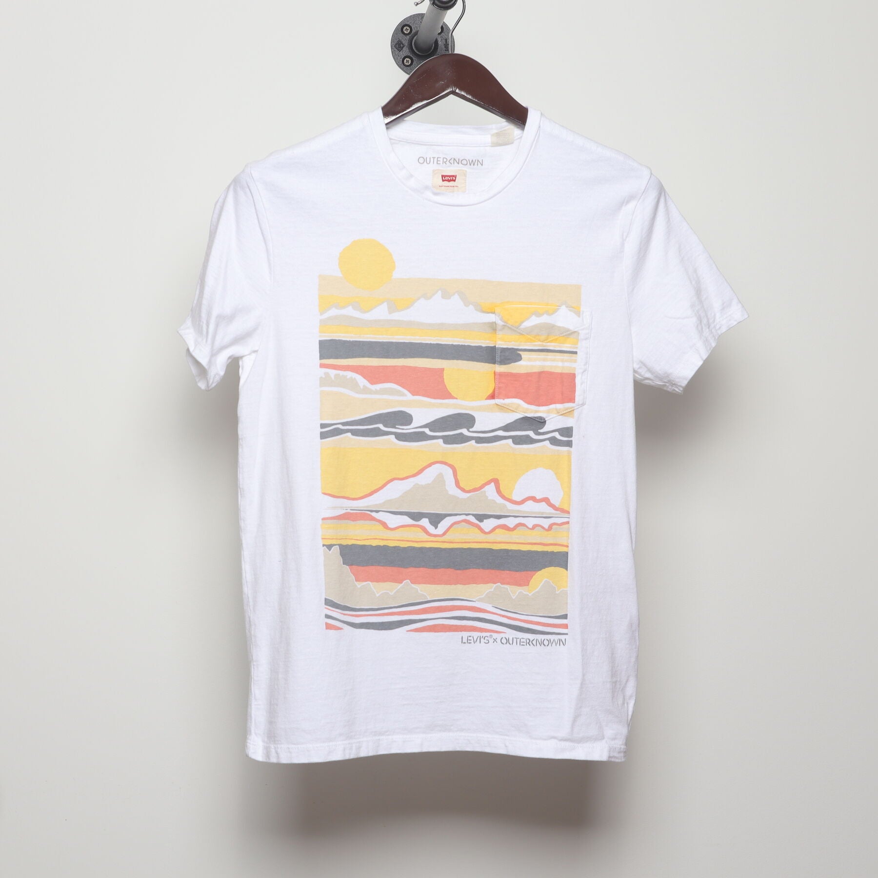 Front view of Vintage Y2K Levi's x Outerknown "Abstract Sunset Landscape" T-Shirt - S