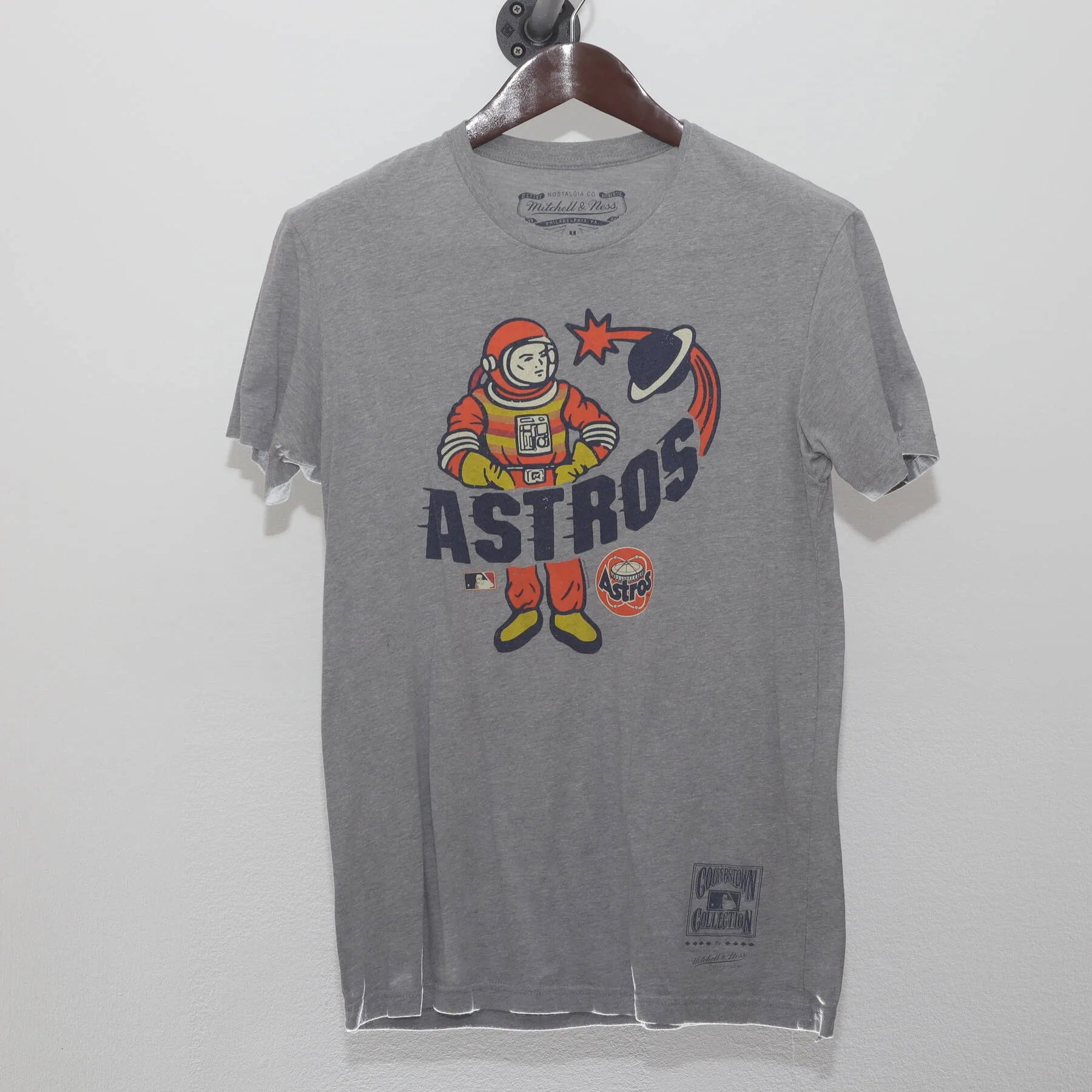 Front view of Vintage 1980s Houston Astros "Astronaut Mascot" T-Shirt - S