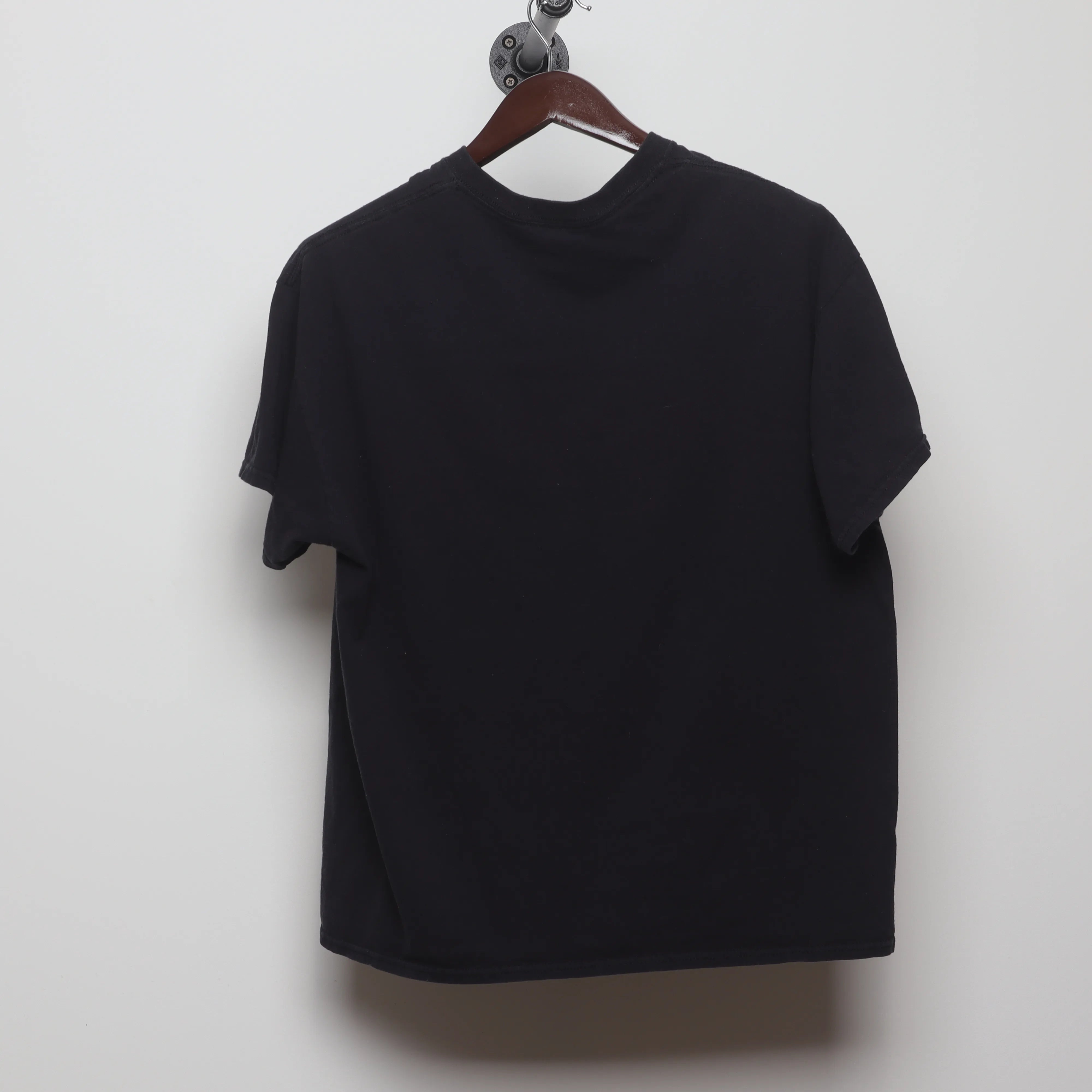 Back view of Modern Dion Limmer Vaporwave Graphic T-Shirt L