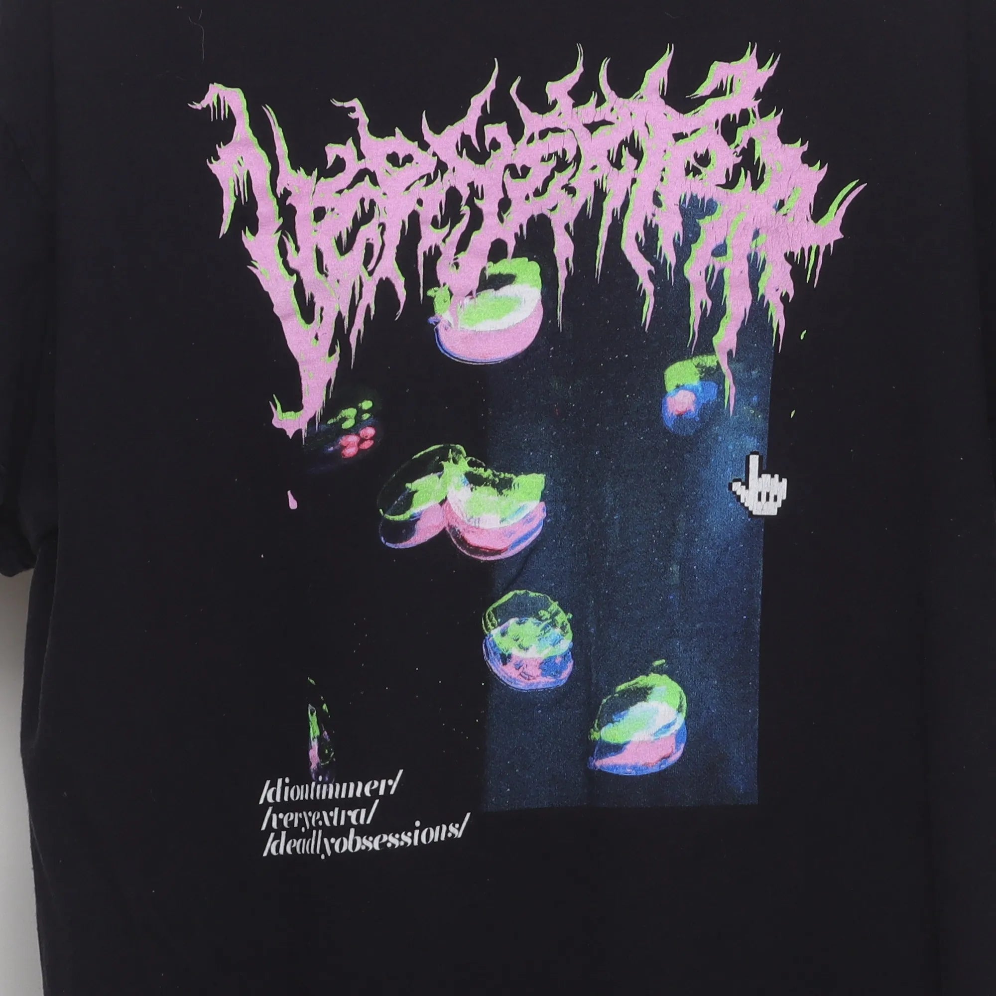 Close-up of the main graphic on the Modern Dion Limmer Vaporwave Graphic T-Shirt L