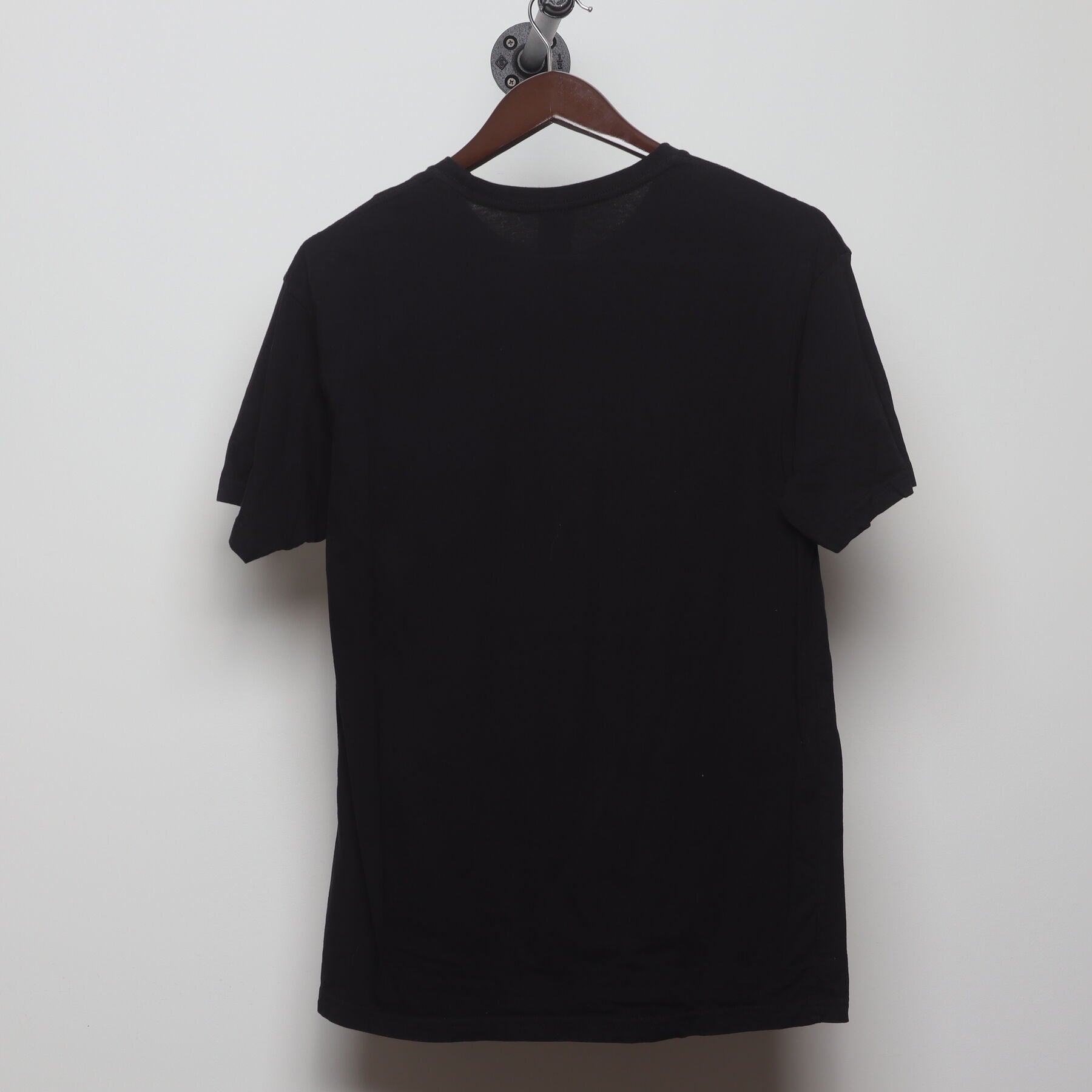 Back view of Modern Las Vegas "Rolling Lips" T-Shirt - L