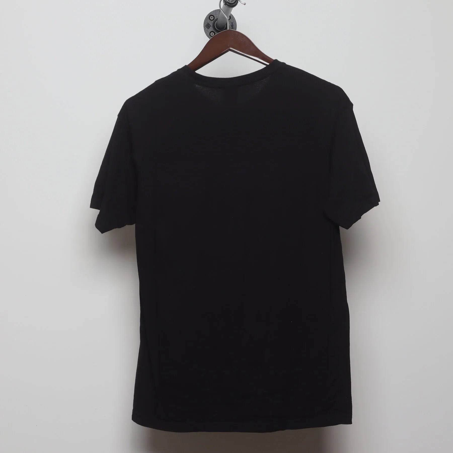 Back view of Modern Las Vegas "Rolling Lips" T-Shirt - L