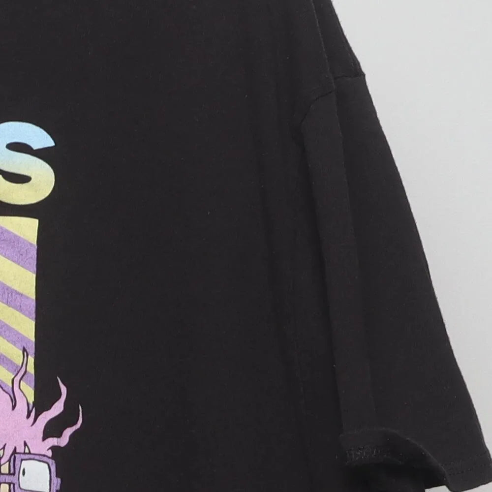 Close-up of the sleeve on the Modern Rugrats "Tommy, Chuckie & Reptar" T-Shirt - XL