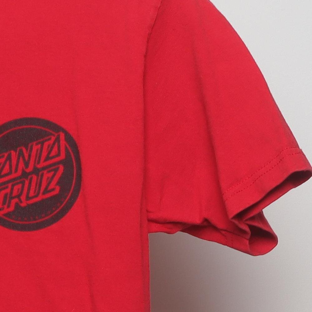 Close-up of the sleeve on the Modern Santa Cruz Skateboards "Classic Dot Logo" T-Shirt - XS