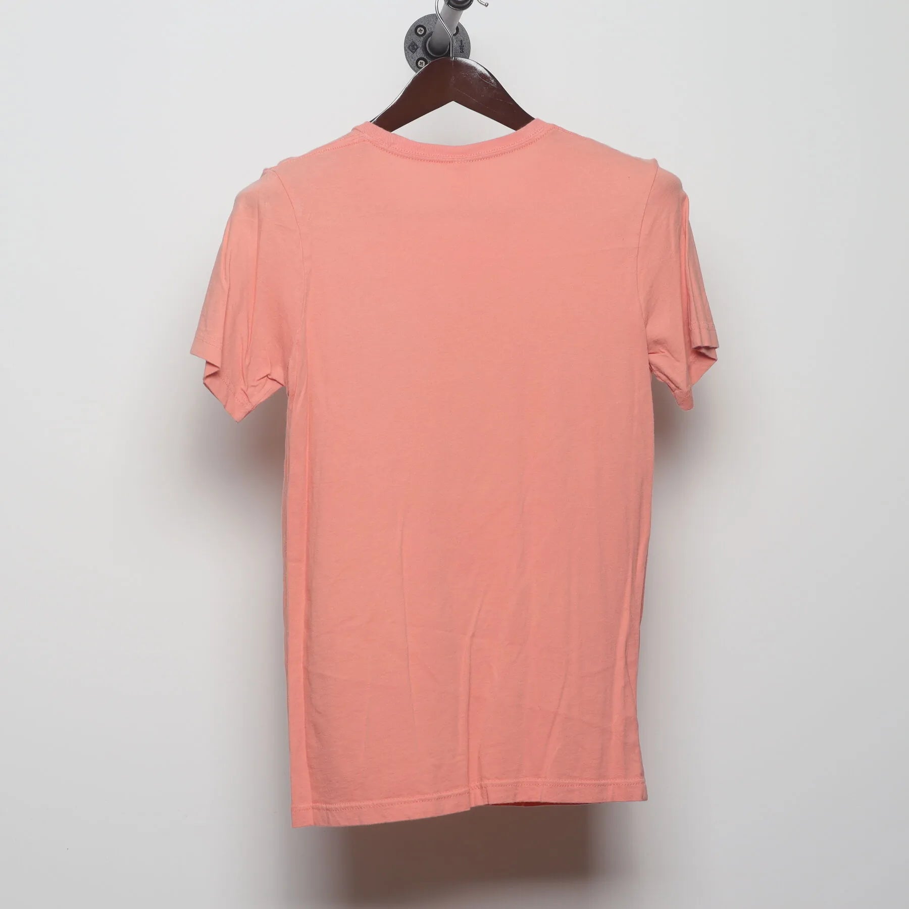 Back view of Vintage Y2K Needtobreathe "Band Photo with Vintage Car" T-Shirt - XS