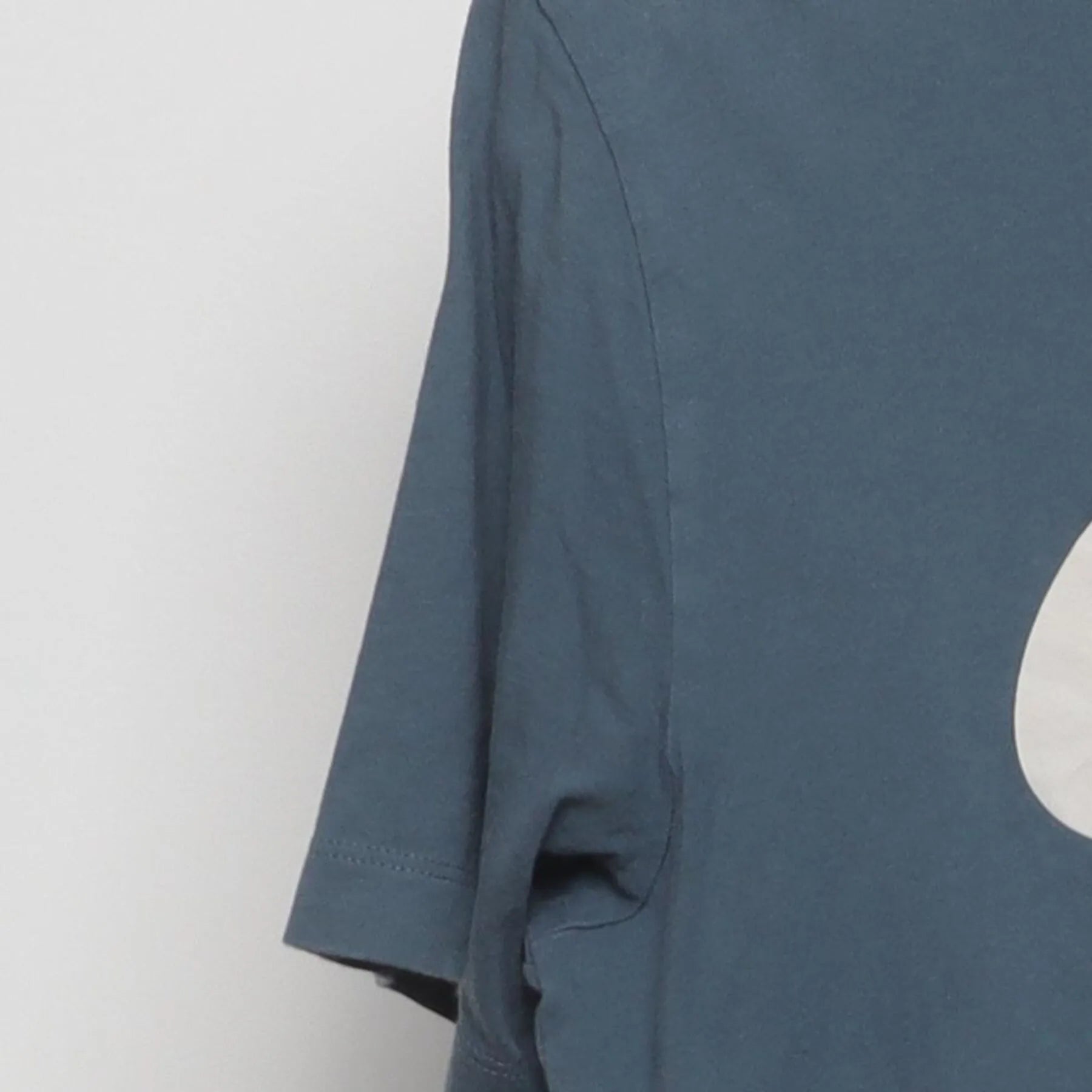 Close-up of the Left sleeve on the Vintage 2010s Nike "Just Do It" T-Shirt - S