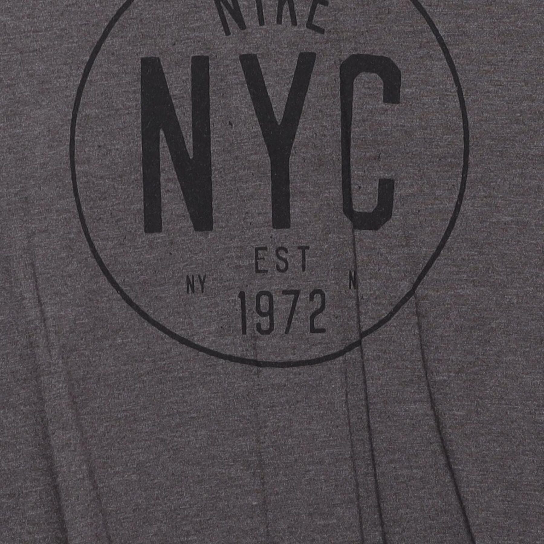 Close-up of the main graphic on the Vintage Y2K Nike "NYC Est. 1972" T-Shirt - L