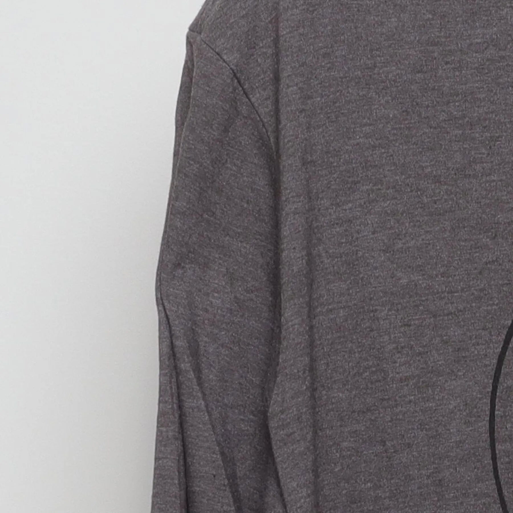 Close-up of the Left sleeve on the Vintage Y2K Nike "NYC Est. 1972" T-Shirt - L